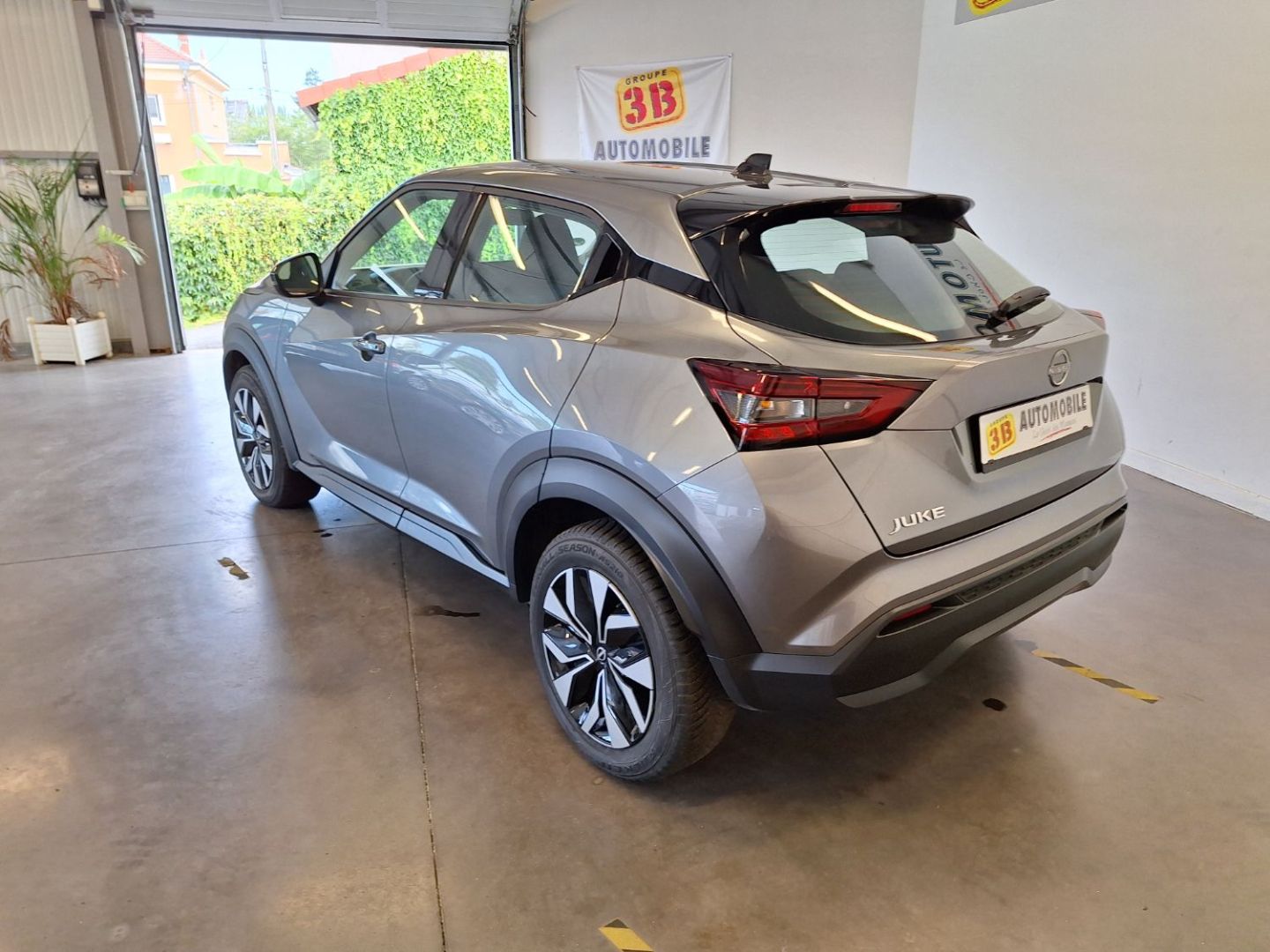NISSAN JUKE II - 1.0 DIGT 114 BVA ACENT PK CONNE