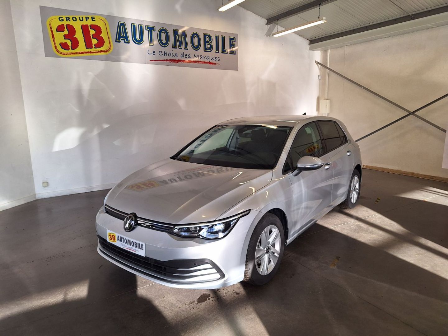 VOLKSWAGEN GOLF - 2.0 TDI SCR LIFE DSG 115cv