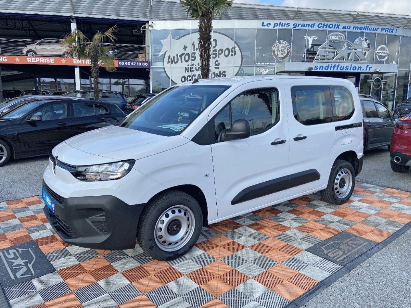 CITROEN BERLINGO - NEW BlueHDi 100 BV6 YOU Pack Confort Ecran 10" 2 Portes Lat N-1
