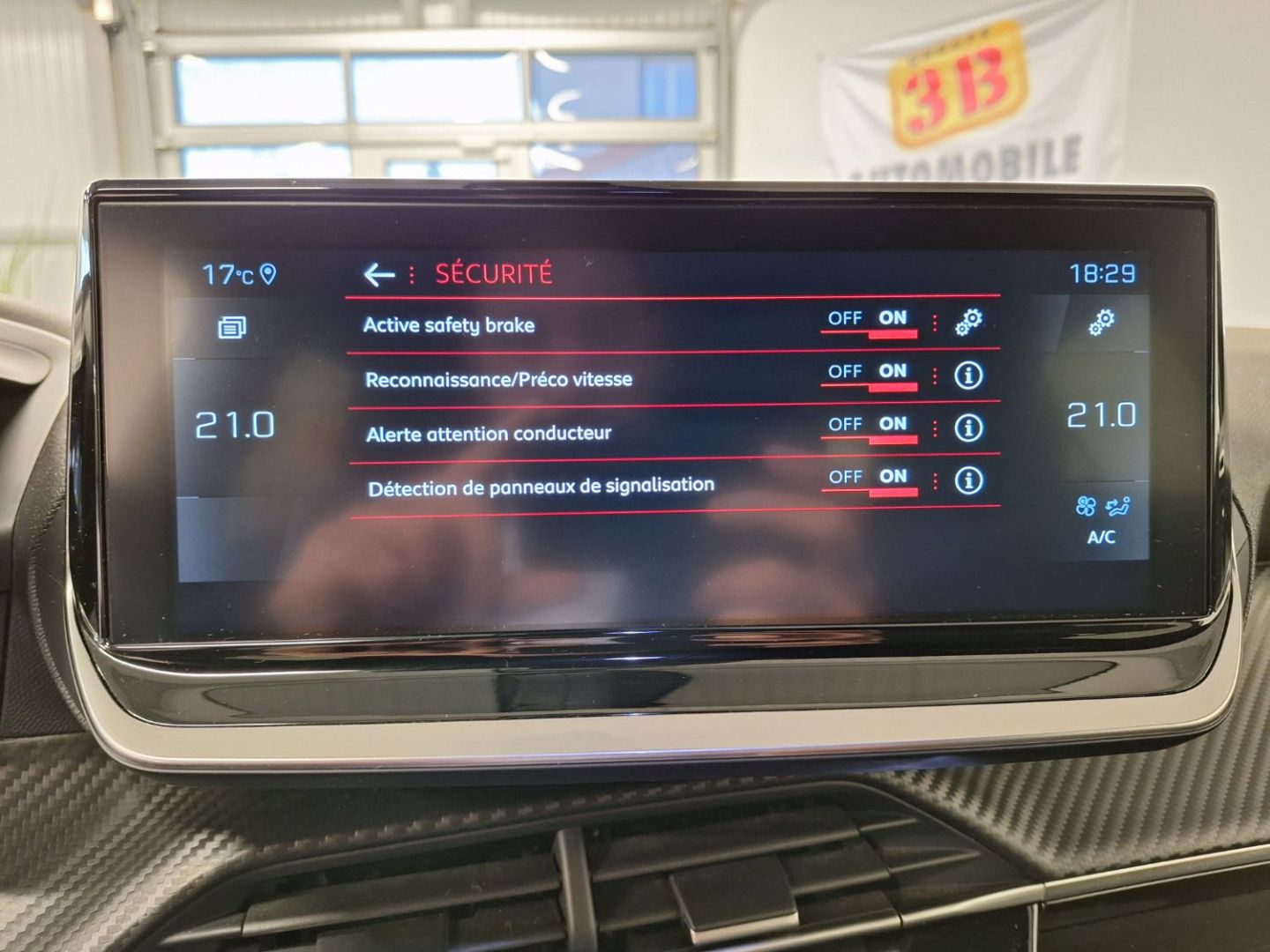 PEUGEOT 2008 - Allure Pack BlueHDI 130 S&S EAT8