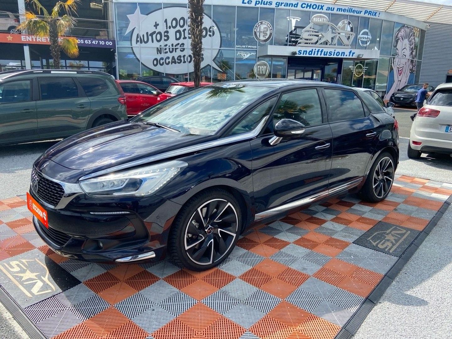 CITROEN DS5 HYBRID 4X4 SPORT CHIC ETG6 200CV