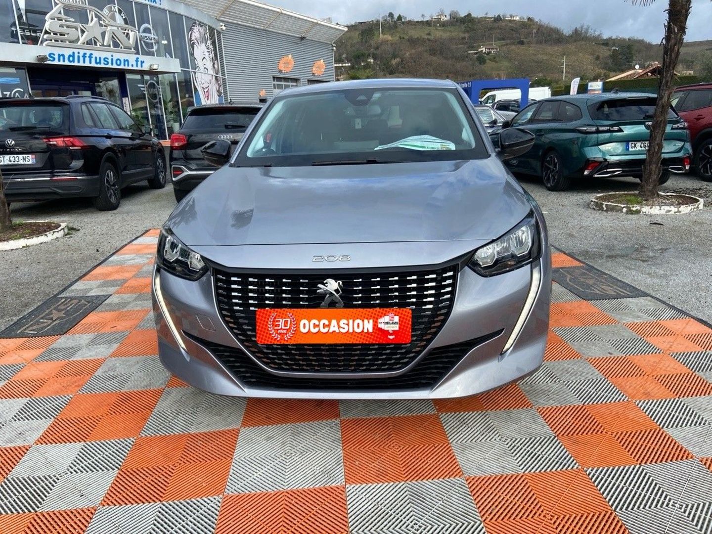 PEUGEOT 208 - PureTech 100 BV6 ALLURE GPS Caméra