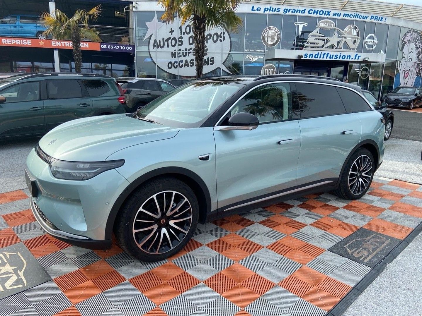 LEAPMOTOR C11 RWD SAMPLE CAR TEST DRIVE