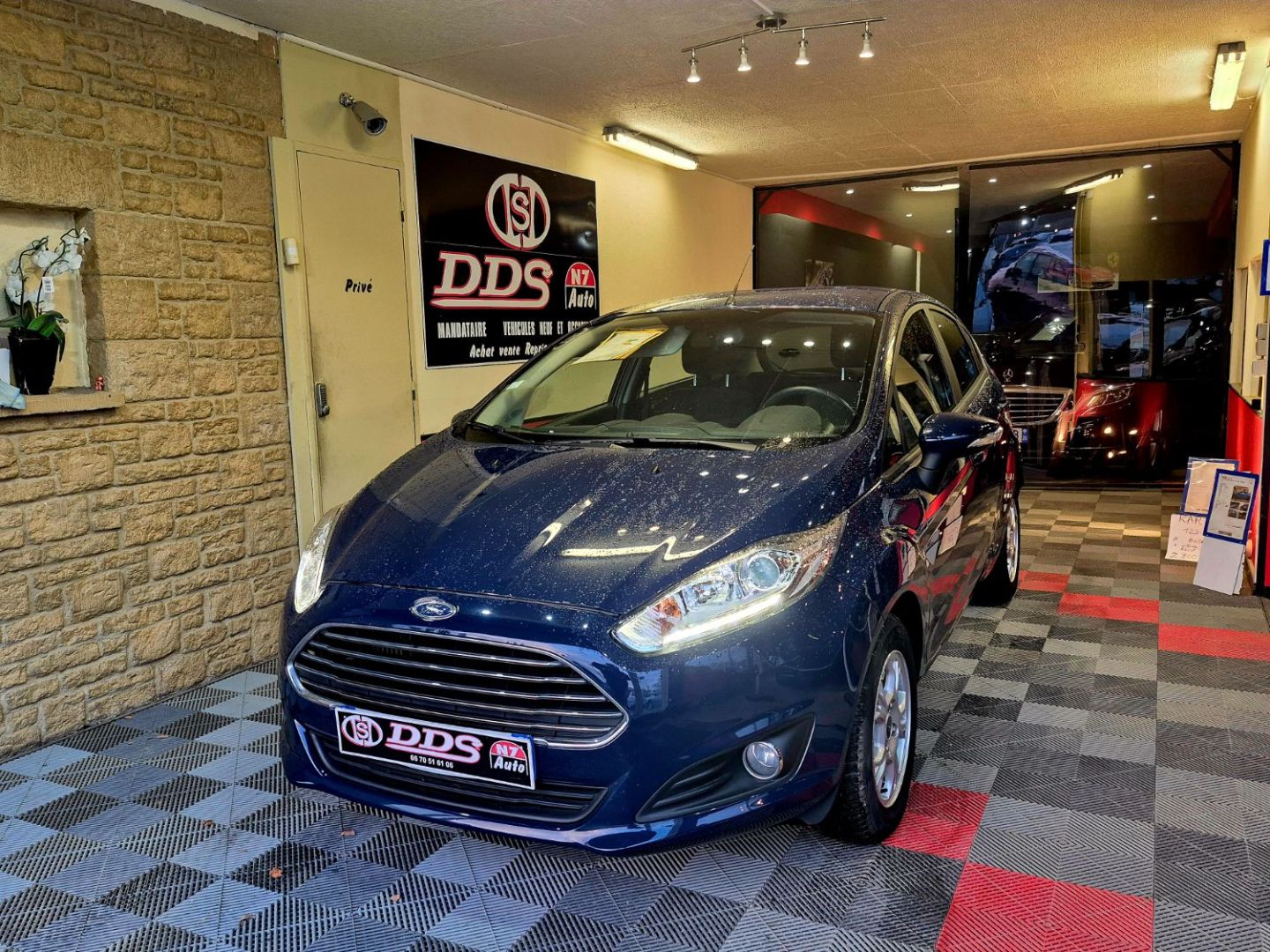 FORD FIESTA - 95 CV TITANIUM CLIM REGUL DISTRI VIDANGE NEUF CT OK