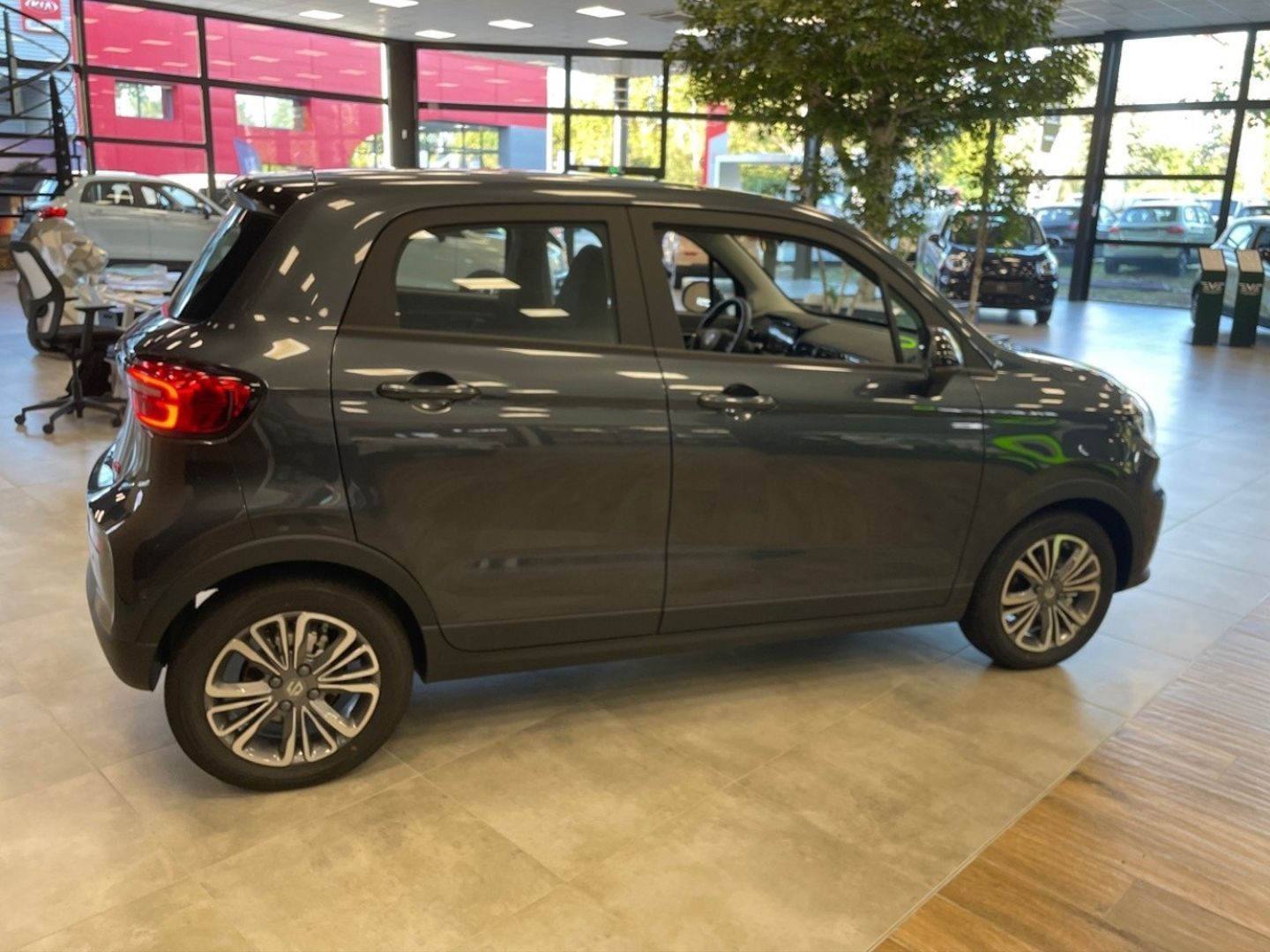 LEAPMOTOR T03 BIG BATTERY - LUXURY