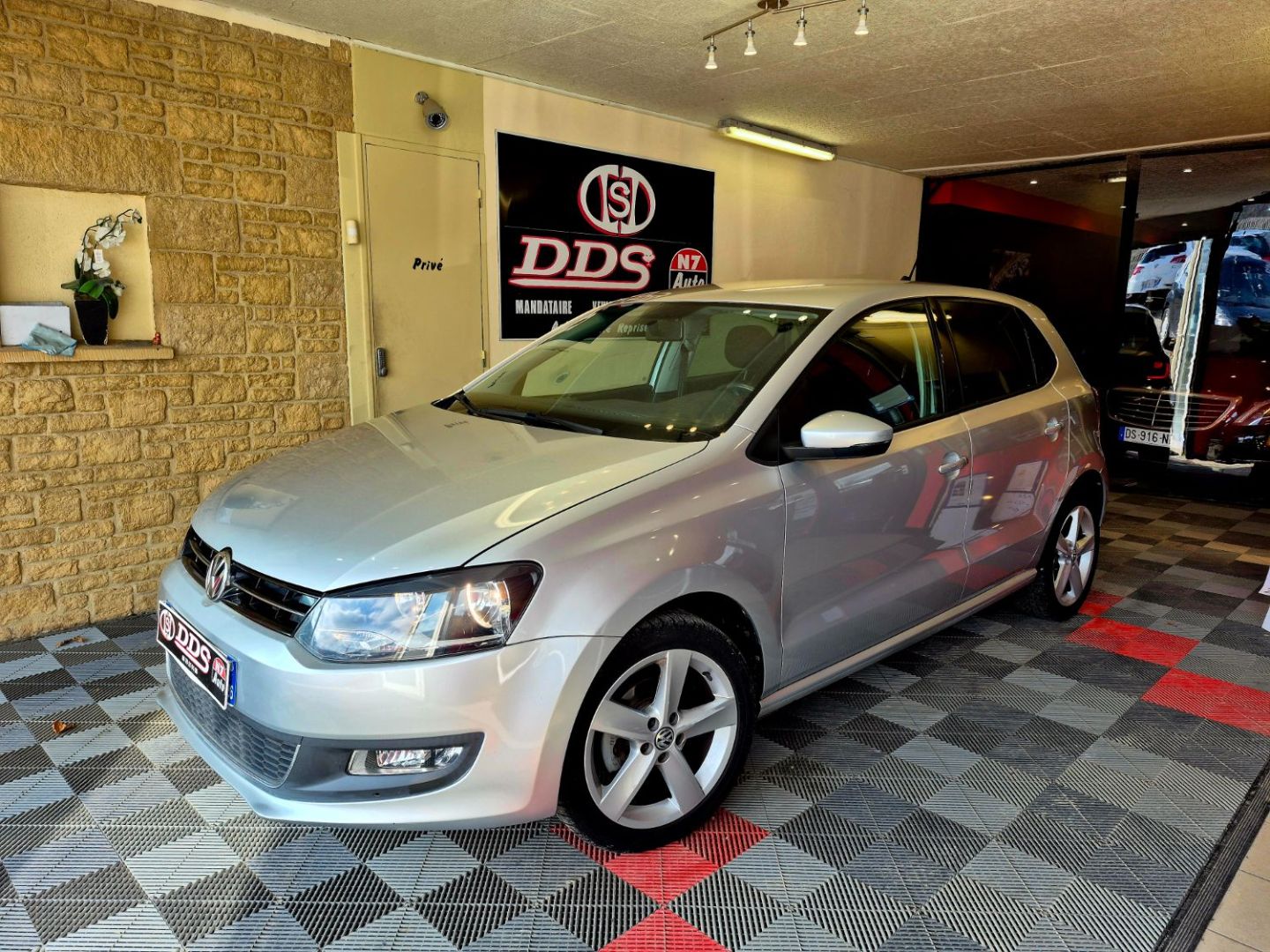 VOLKSWAGEN POLO 90 CLIM REGUL BOITE AUTO
