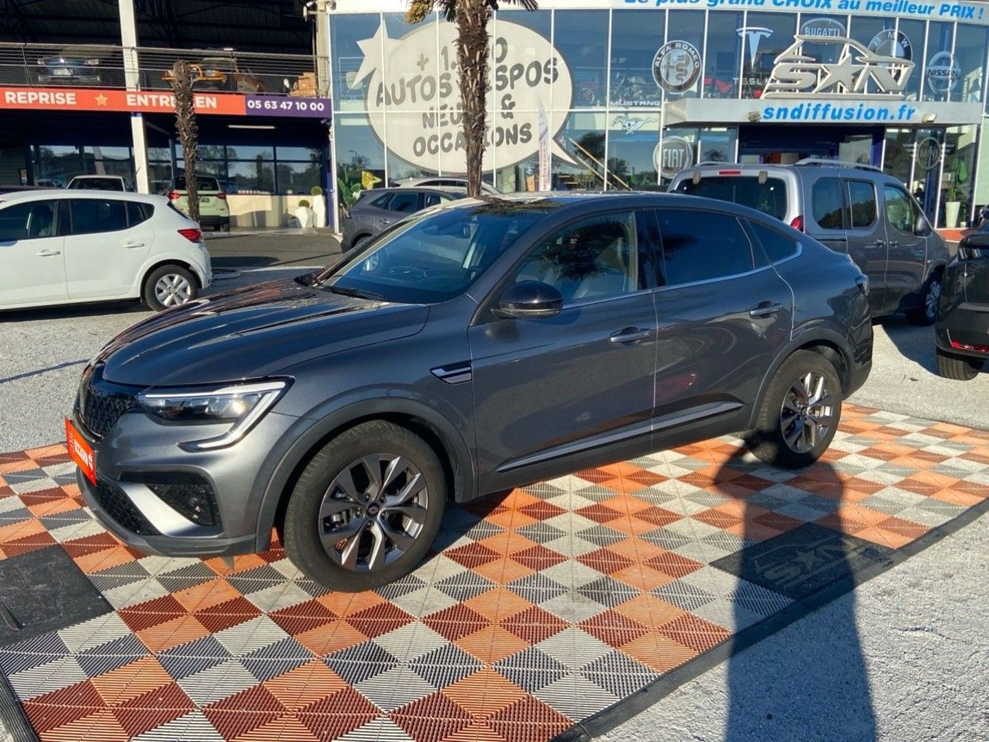 RENAULT ARKANA - E-TECH 145 TECHNO GPS CAMÉRA (2024)