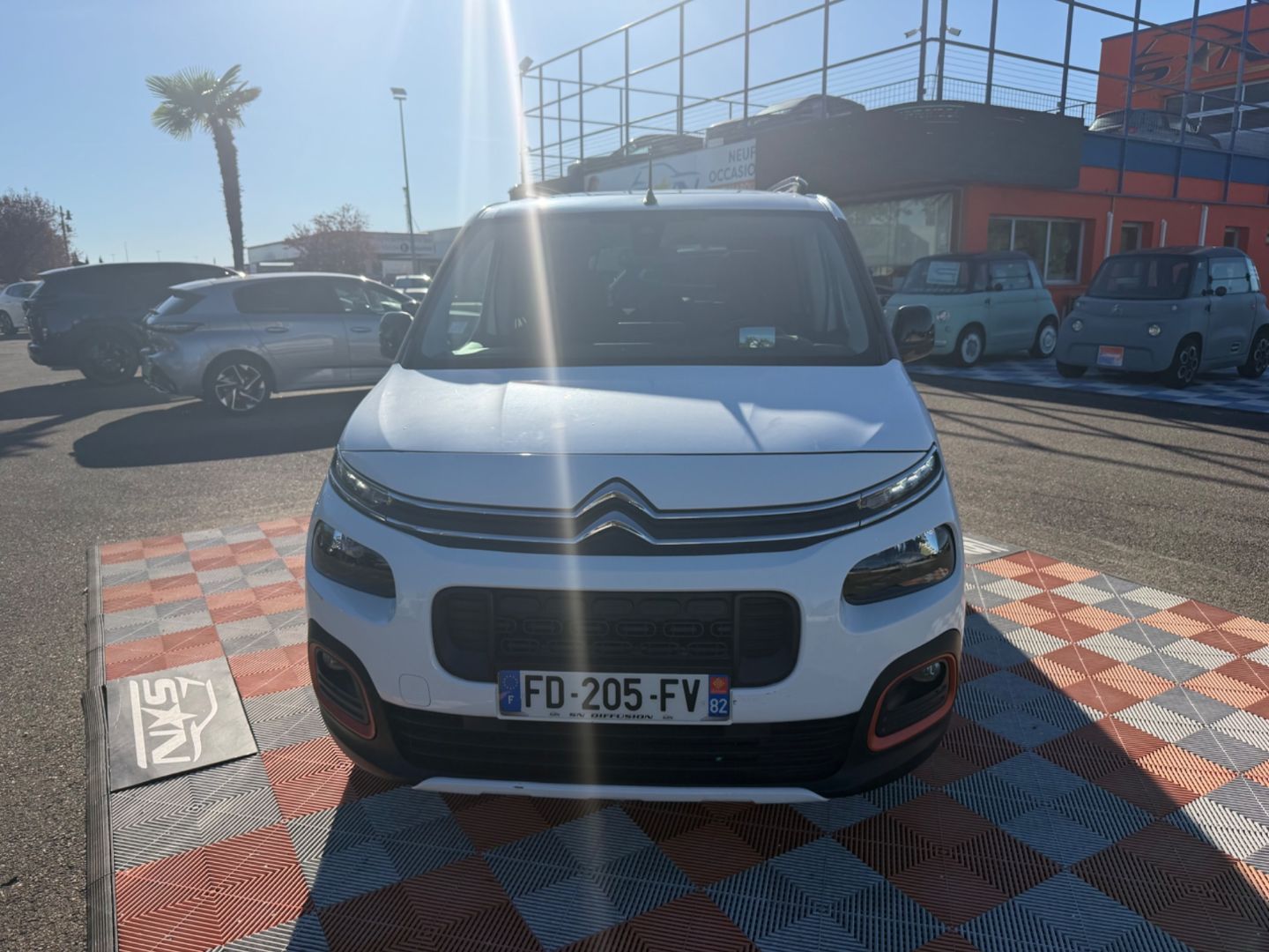 CITROEN BERLINGO - PURETECH 110 SHINE XTR GPS TOIT MODUTOP ATTELAGE (2019)