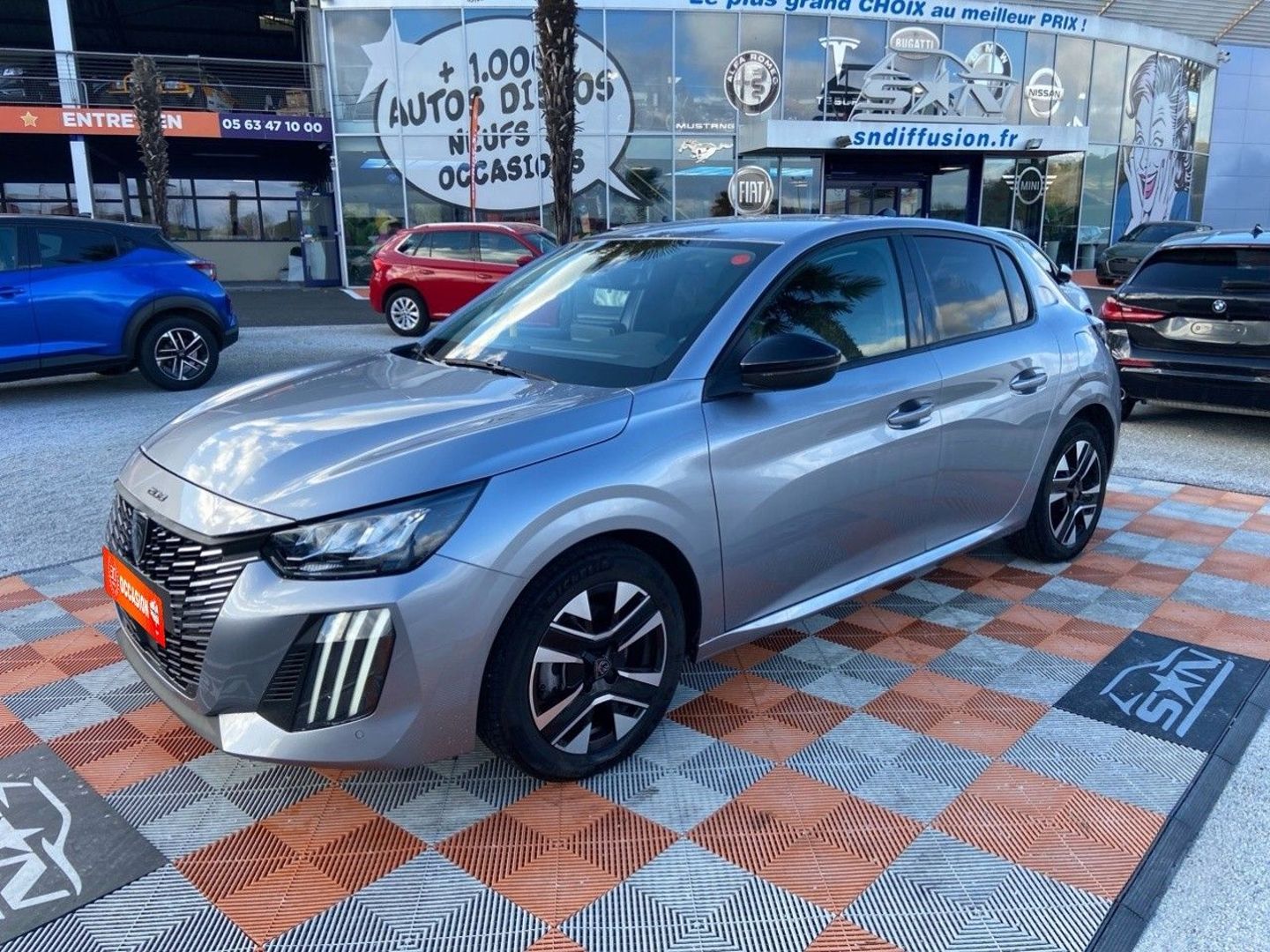 PEUGEOT 208 - 100 BV6 ALLURE RADARS AV-AR ECRAN 10" (2025)