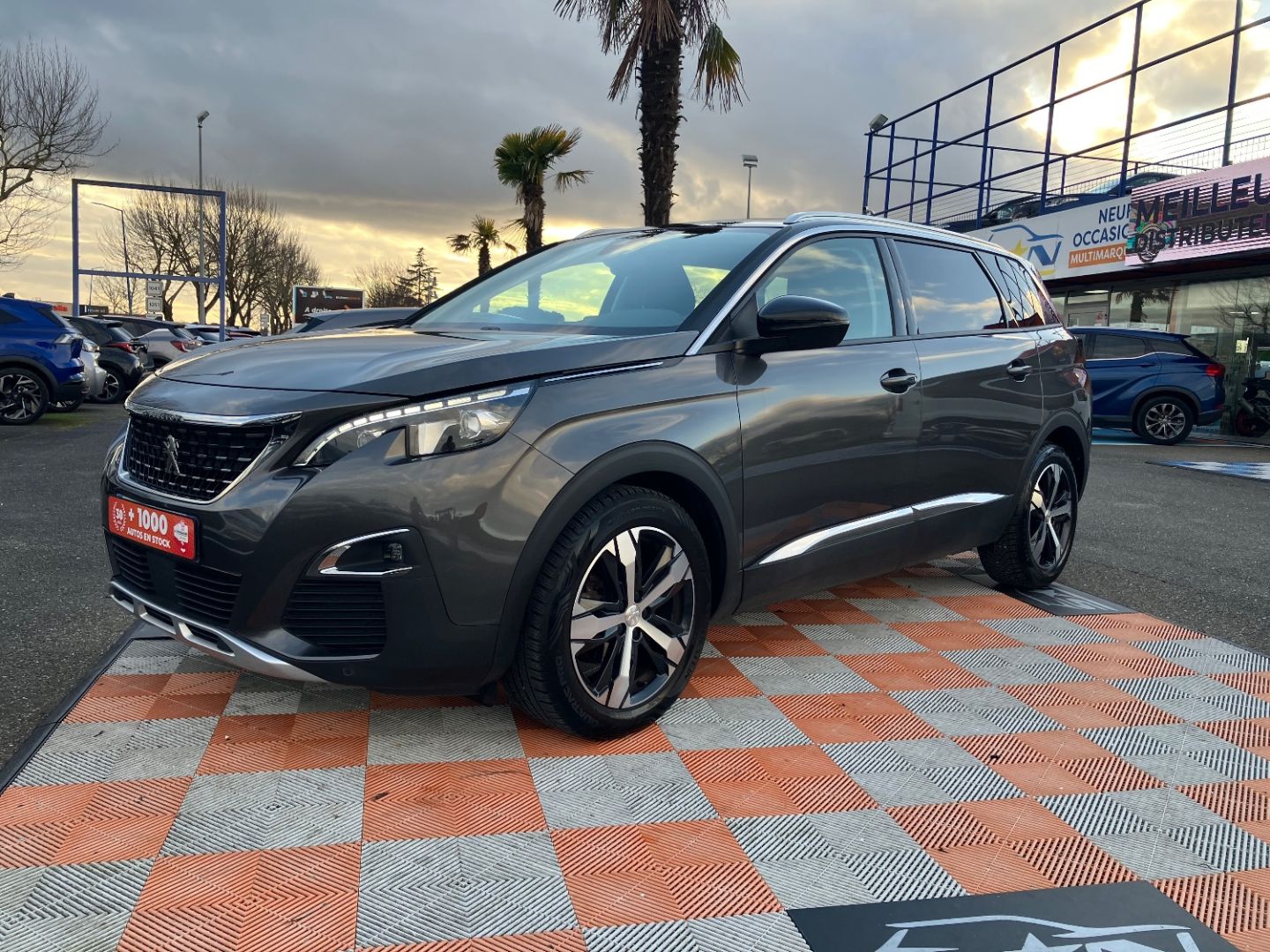 PEUGEOT 5008 - PURETECH 130 BV6 ALLURE TOIT OUVRANT LEDS (2019)