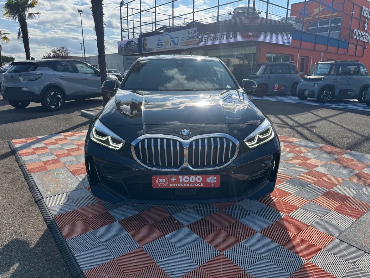 BMW SERIE 1 - 118DA 150 BVA8 M SPORT TOIT SIÈGES INTÉGRAUX GPS PRO CAMÉRA JA 19" KEYLESS (2024)