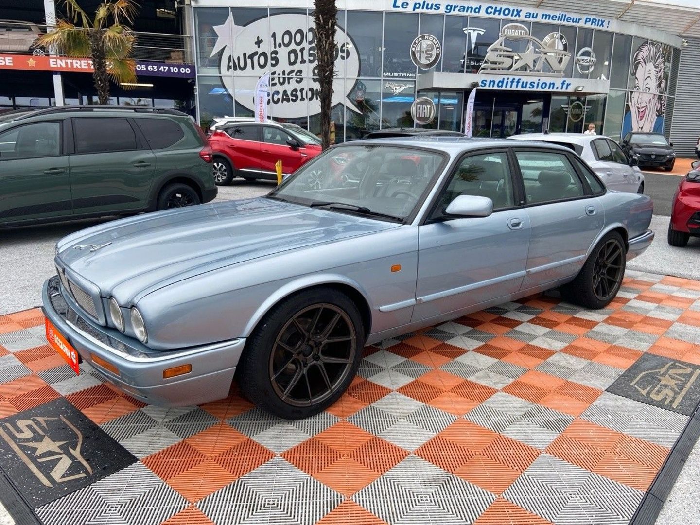 JAGUAR XJR - 4.0 V6 326 CV (1996)