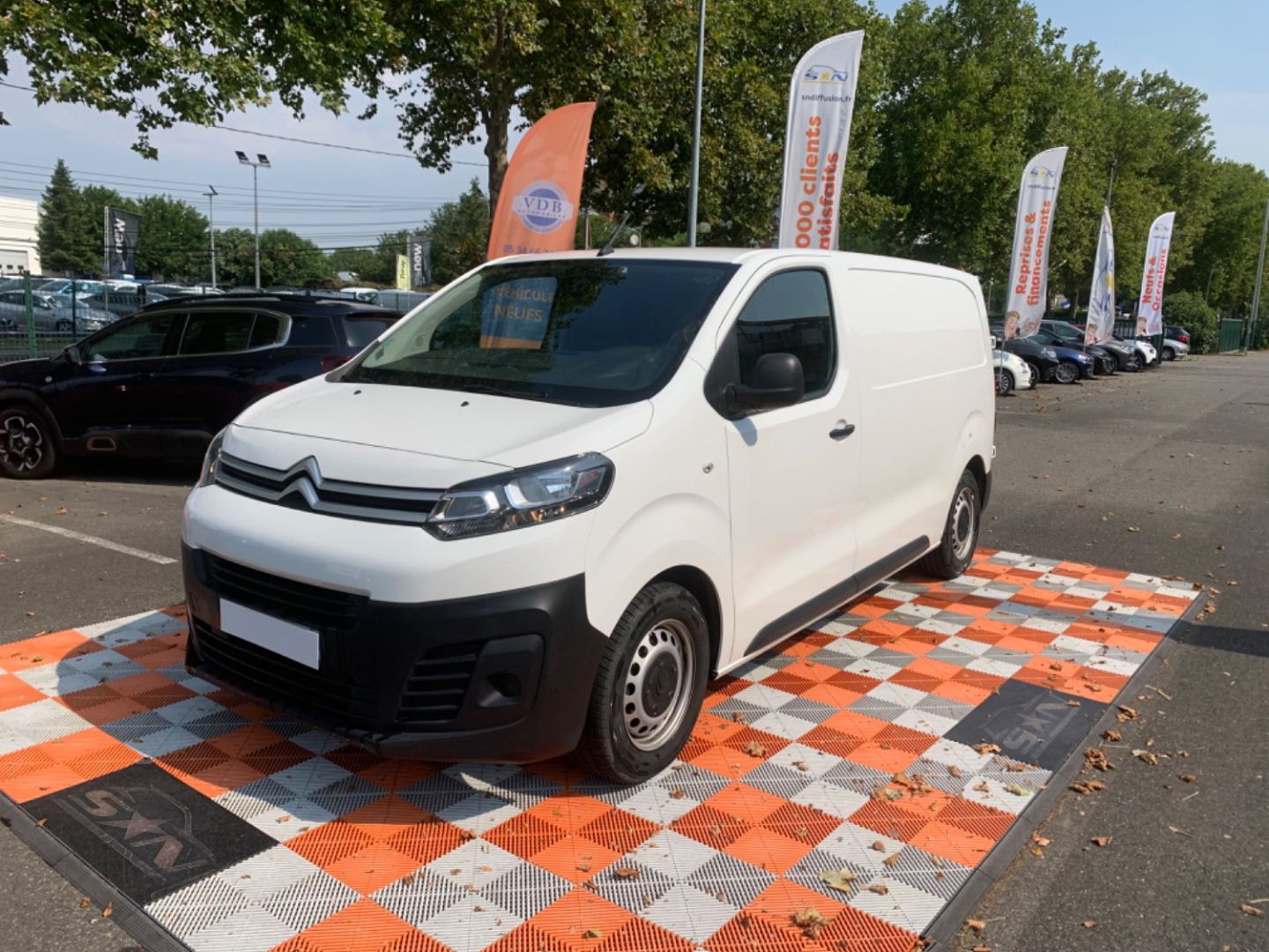 CITROEN JUMPY - BLUEHDI 120 BV6 M CLUB ECRAN BLUETOOTH BOIS (2021)