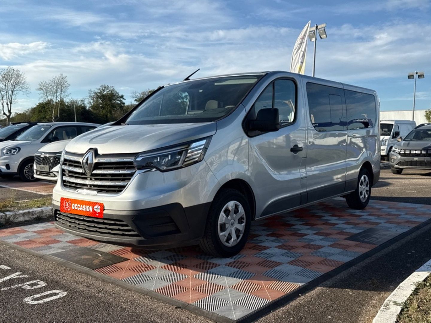 RENAULT TRAFIC COMBI - L2 2.0 DCI 150 BV6 ZEN COMBI GPS 9PL (2022)