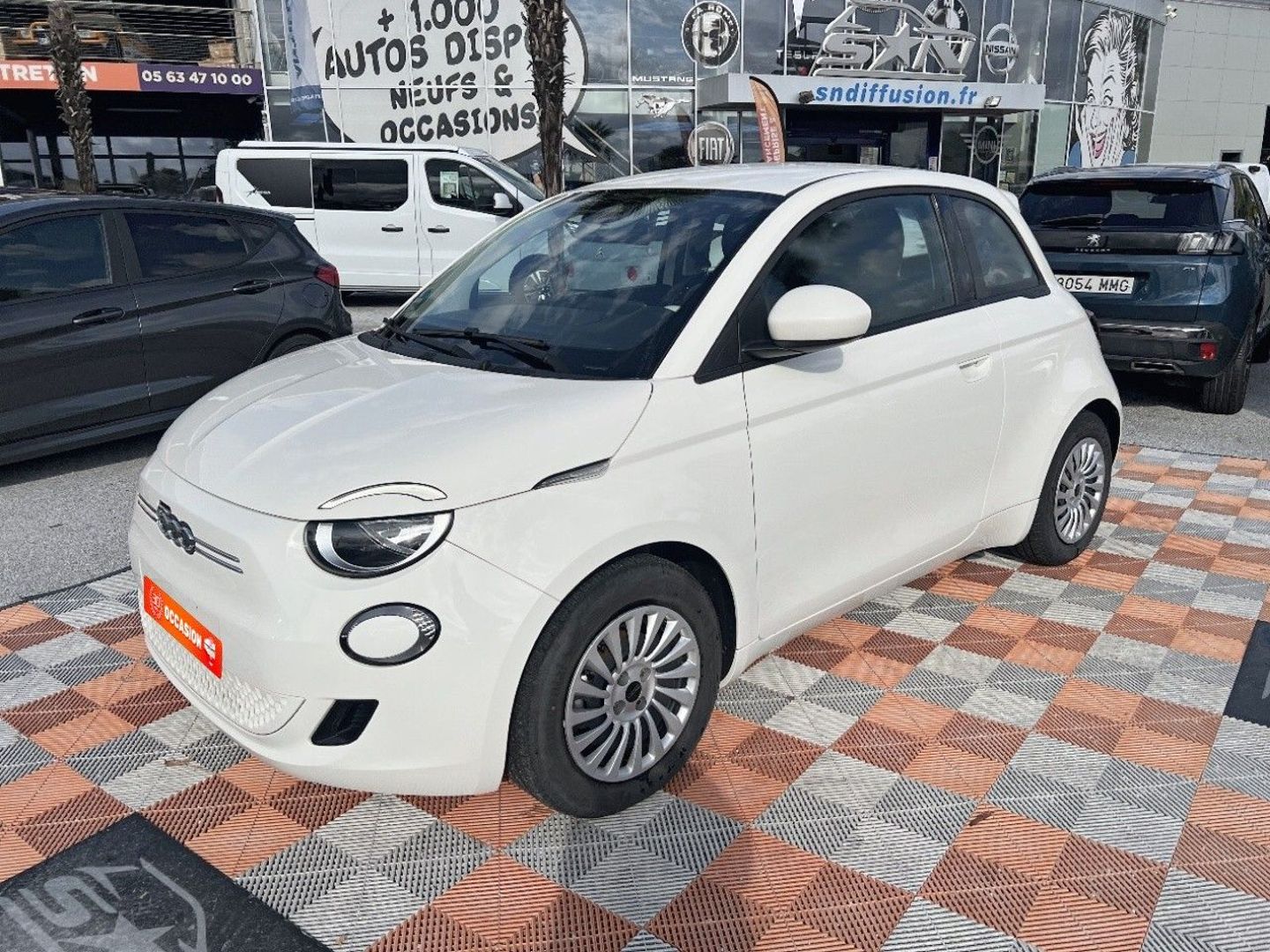 FIAT 500 e - Electrique 95 NOUVELLE 500 Batterie 23.8kWh
