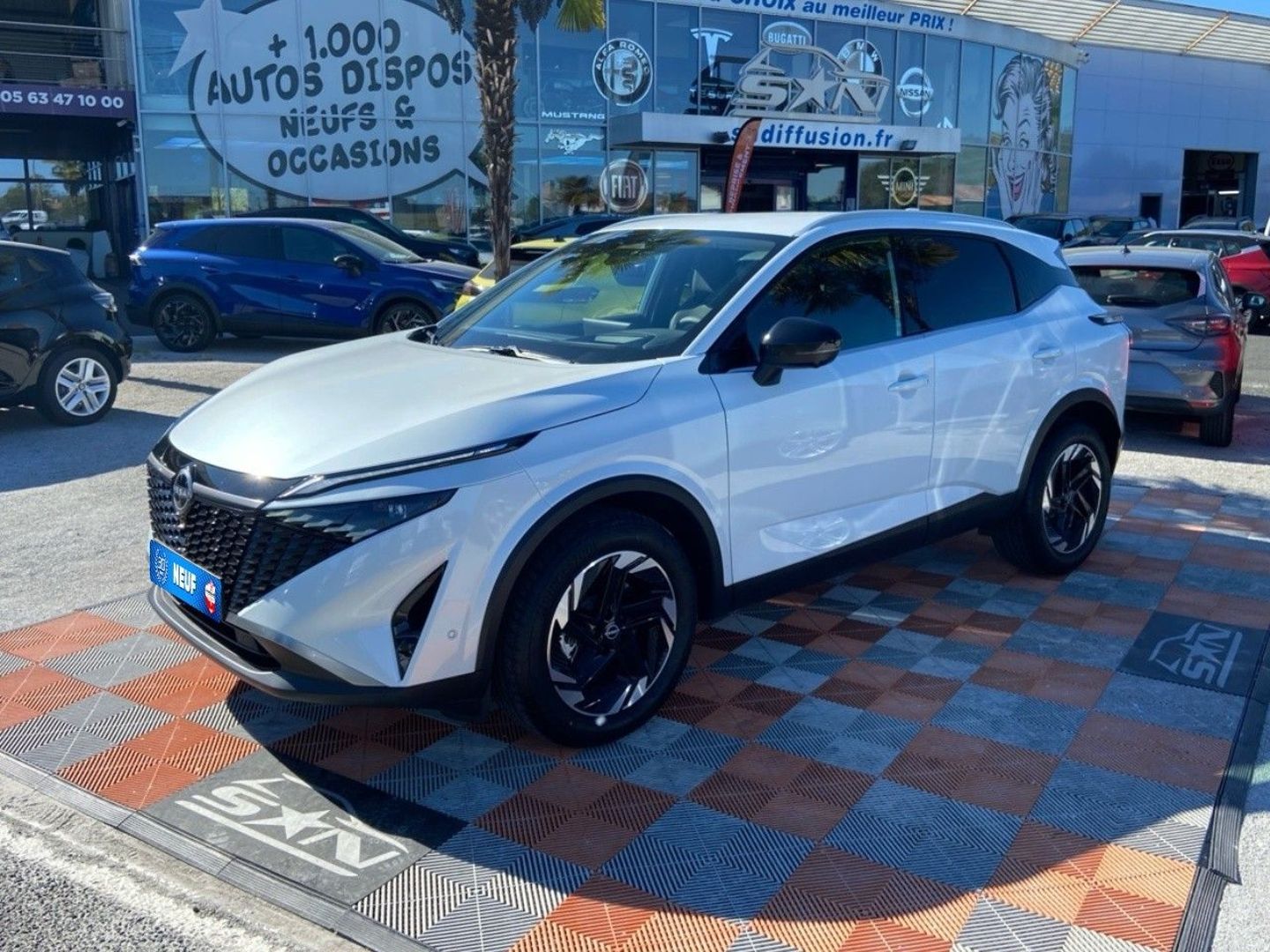 NISSAN QASHQAI - NEW E -POWER 205 N-CONNECTA HAYON BARRES LEDS (2026)