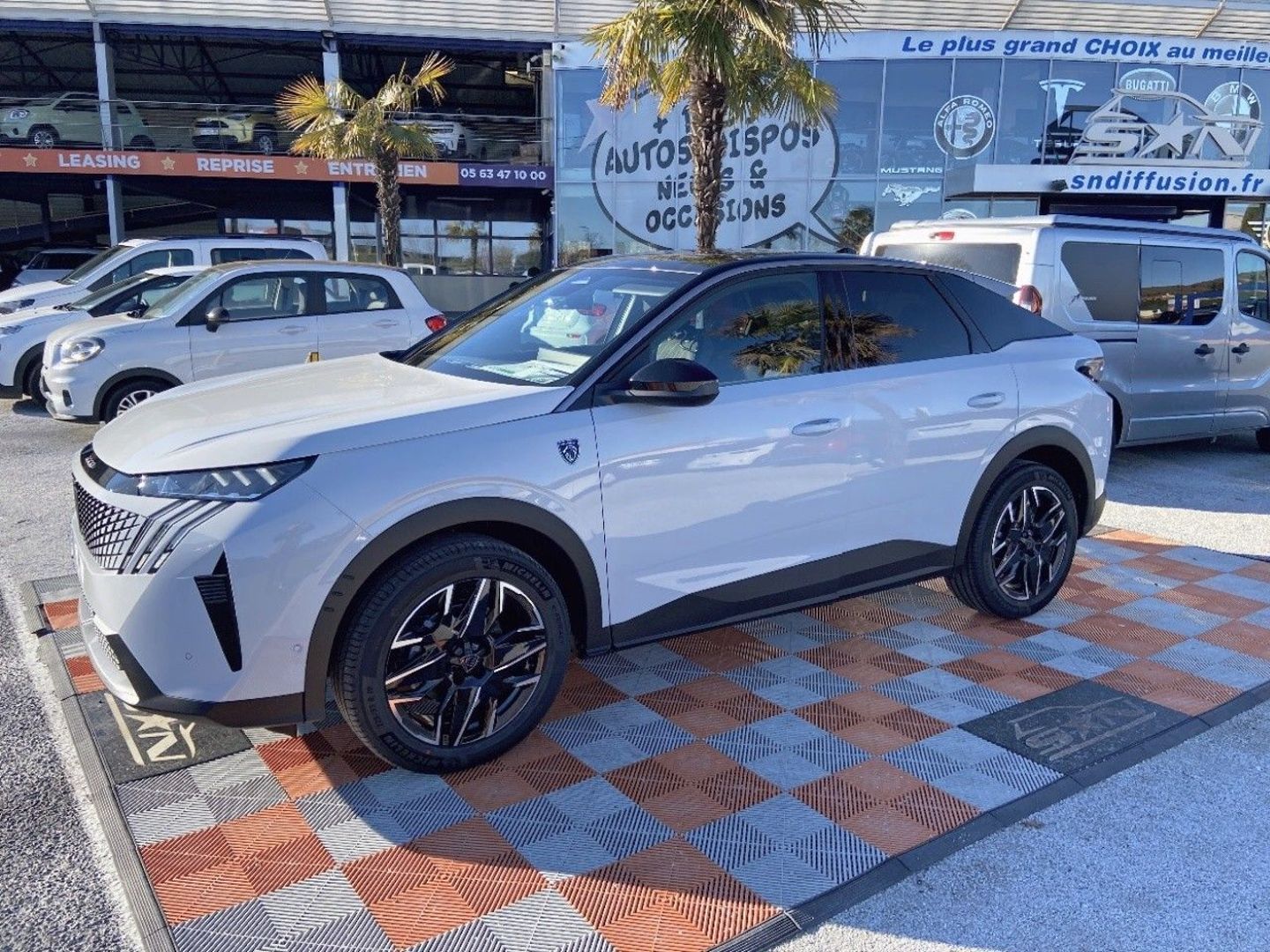 PEUGEOT 3008 - HYBRID 145 E-DCS6 GT TOIT ALCANTARA EXECUTIVE PACK 360° VISION & DRIVE ASSIST PLUS (2026)