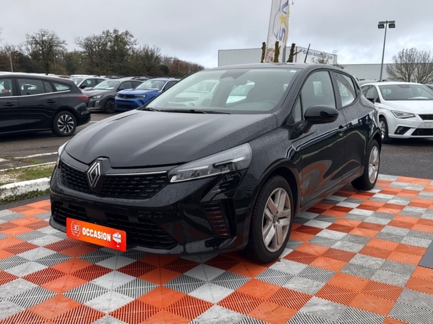 RENAULT CLIO - V DCI 100 BV6 EVOLUTION ECRAN RADAR (2025)