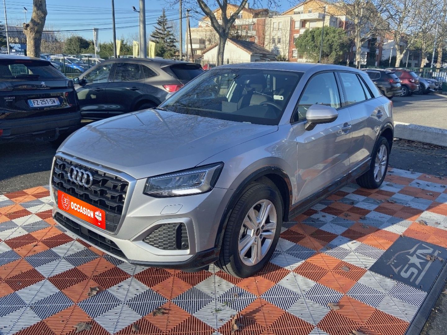 AUDI Q2 - 30 TDI 116 S-TRONIC DESIGN Attelage Keyless