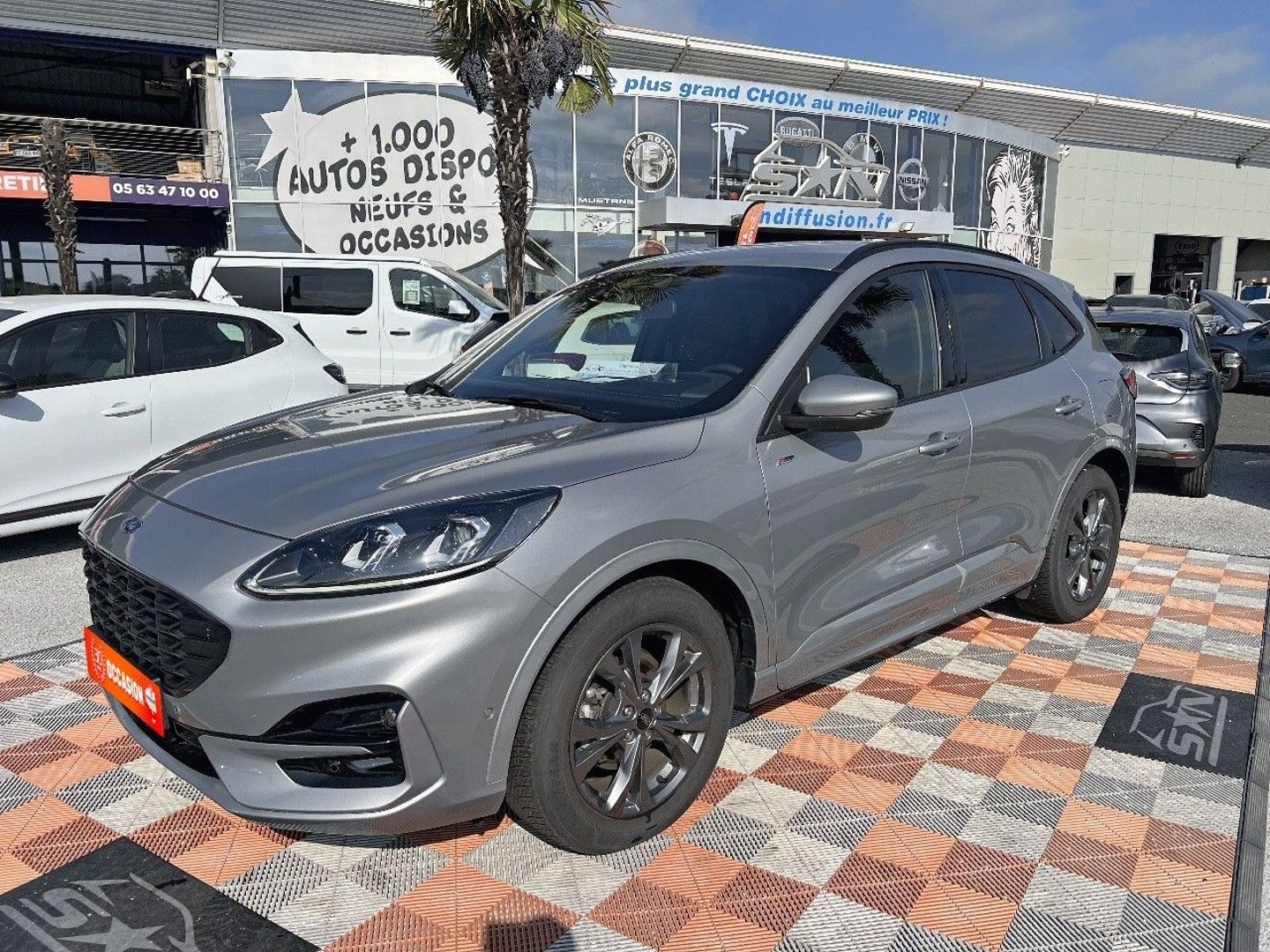 FORD KUGA - 2.0 TDCI 120 ST LINE X BVA GPS CAMÉRA HAYON PACK HIVER ATTELAGE (2023)