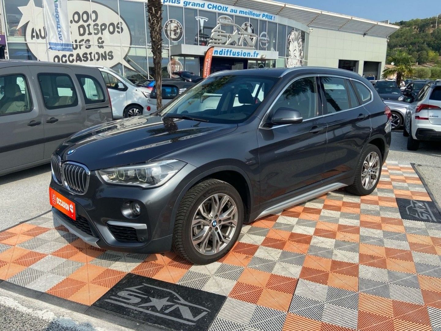BMW X1 - 18I SDRIVE X-LINE ATTELAGE 1 ÈRE MAIN (2019)