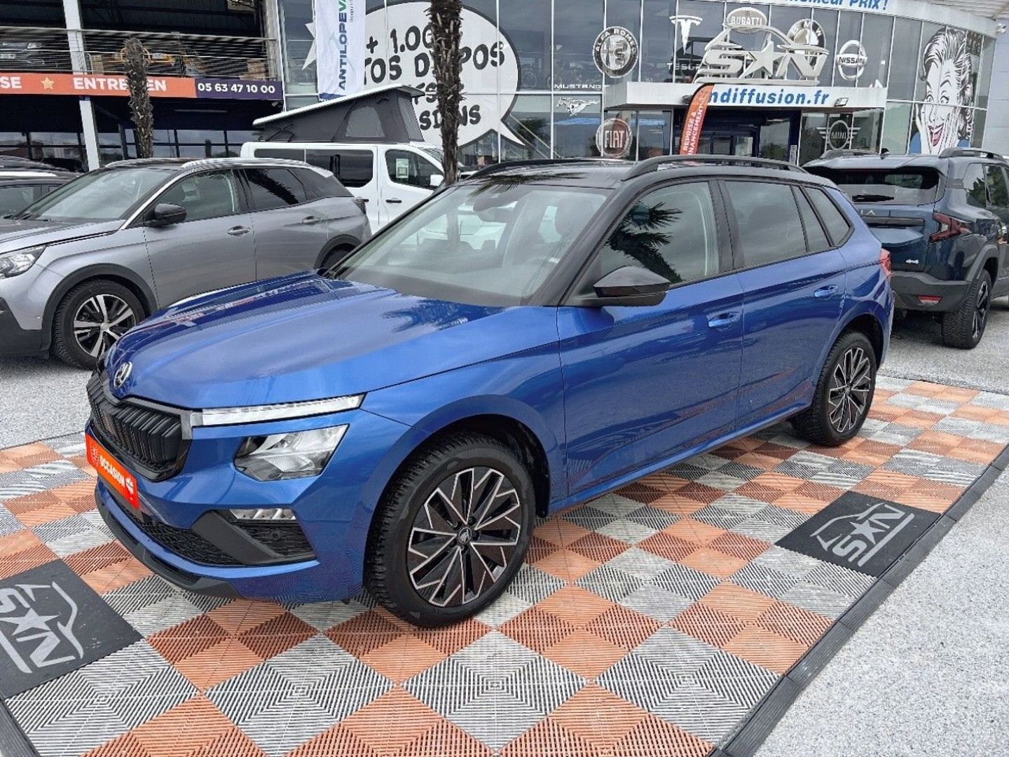 SKODA KAMIQ - 1.5 TSI 150 ACT BV6 EDITION CAMÉRA JA 17" PACK BLACK (2025)