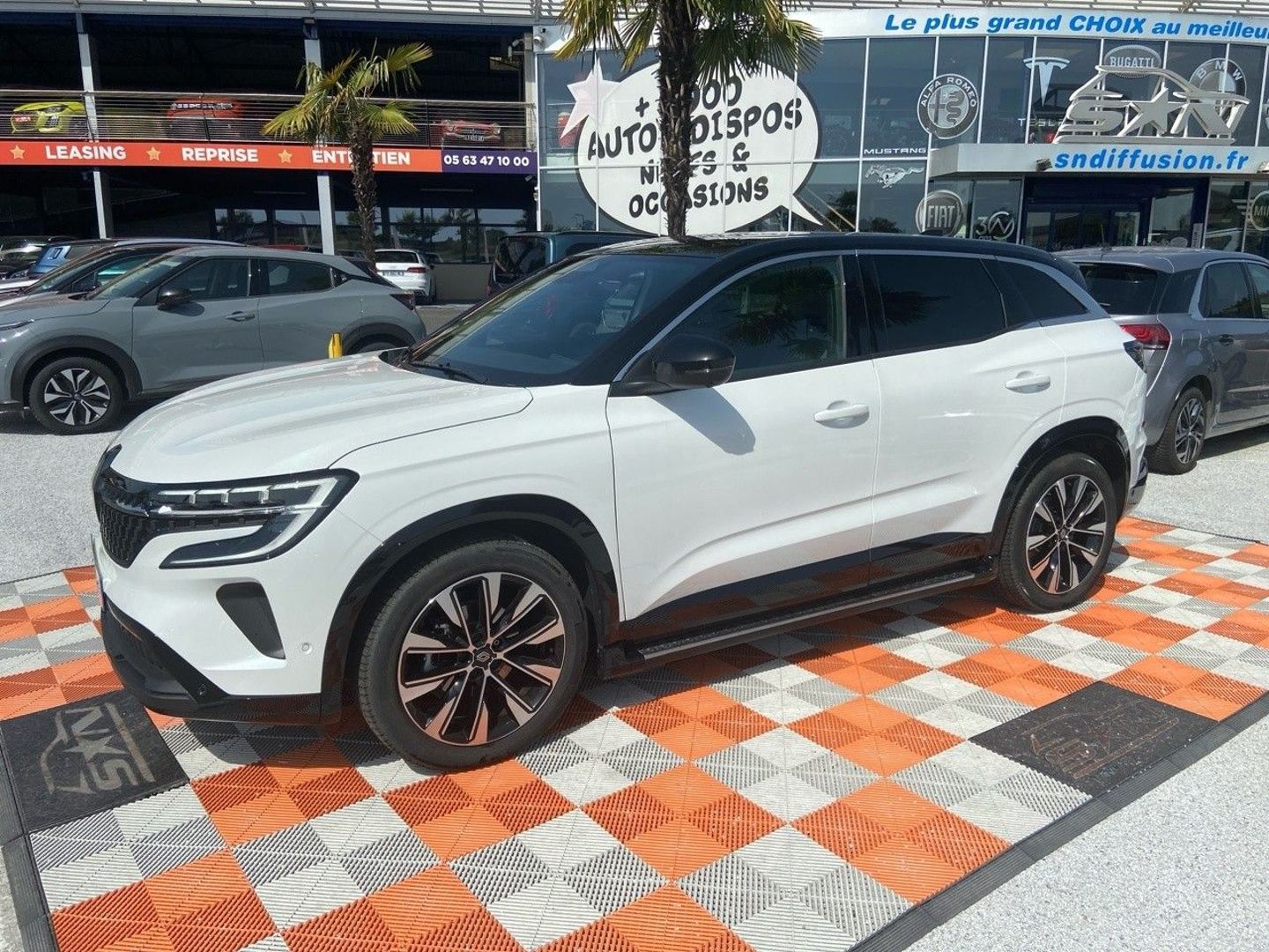 RENAULT AUSTRAL - MILD HYBRID 130 BV6 TECHNO HAYON SIÈGES ELEC MARCHE PIEDS (2023)