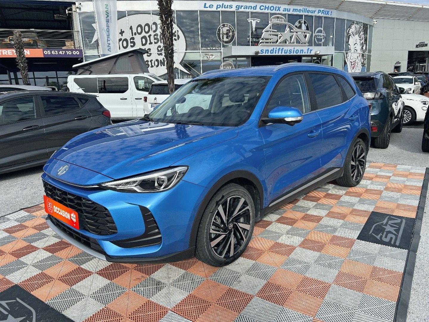 MG ZS - 1.5 HYBRID + 195 LUXURY CUIR GPS CAMÉRA 360° JA 18" (2025)