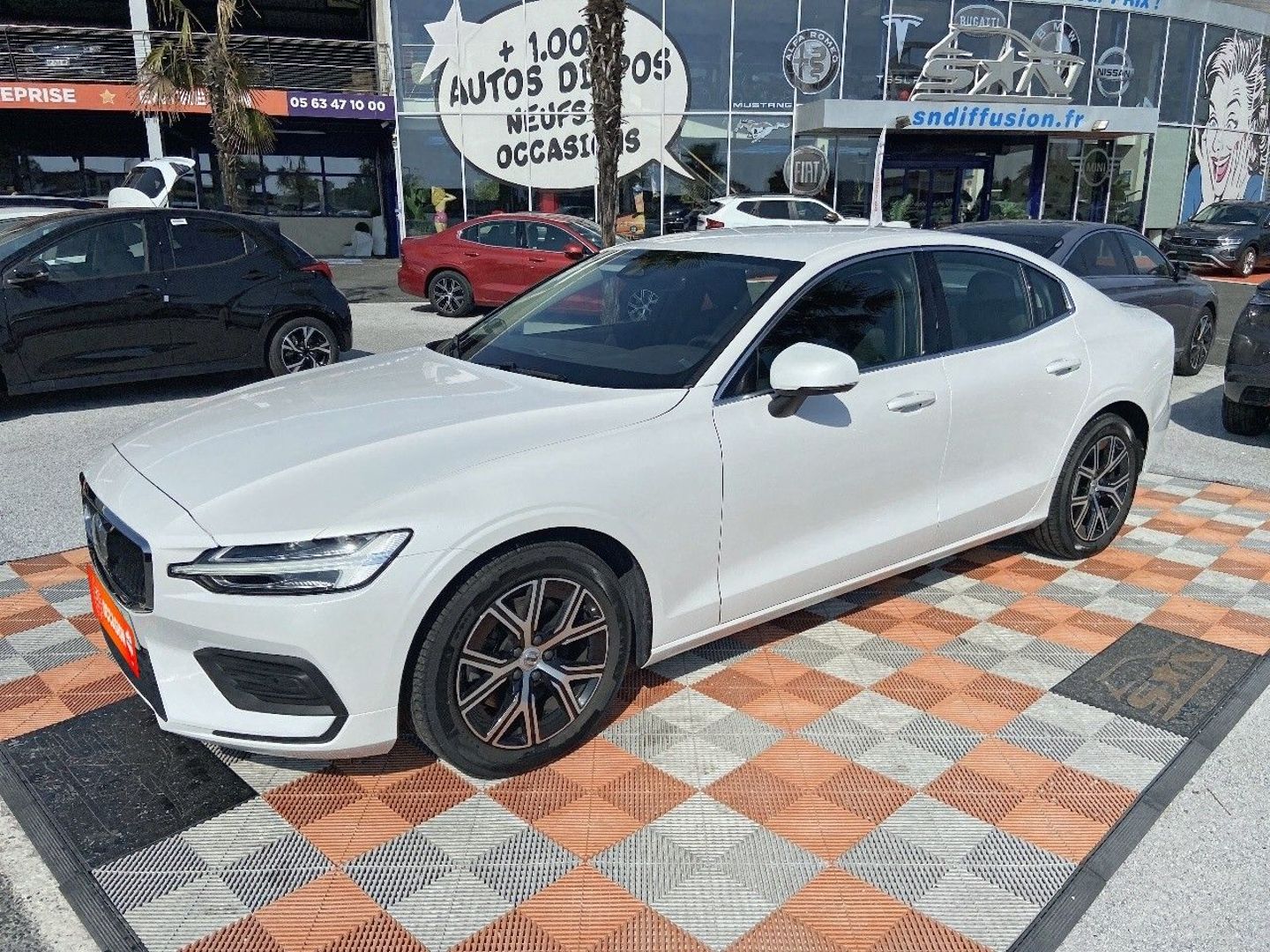 VOLVO S60 - B4 197 MHEV BVA CORE + GPS CAMÉRA (2024)
