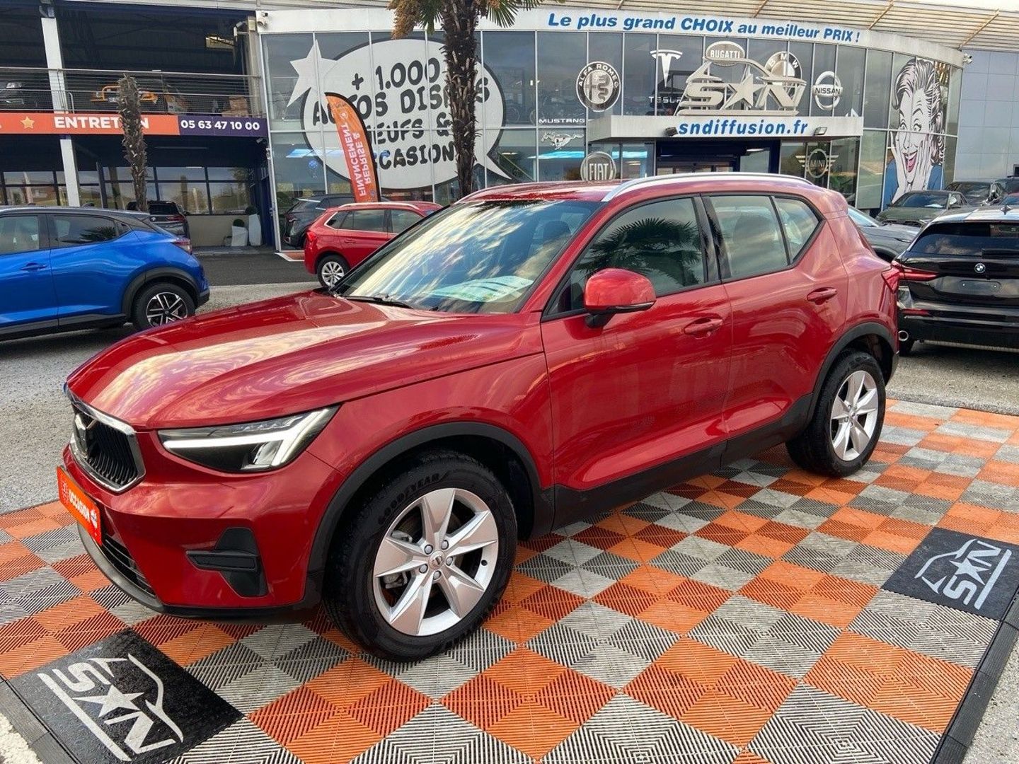 VOLVO XC 40 - 2.0 MHEV 163 BVA CORE CAMÉRA JA 18" HAYON (2024)