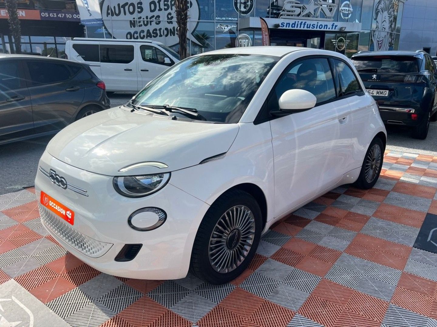 FIAT 500 e Electrique 118 NOUVELLE 500 Batterie 42kWh JA 16"