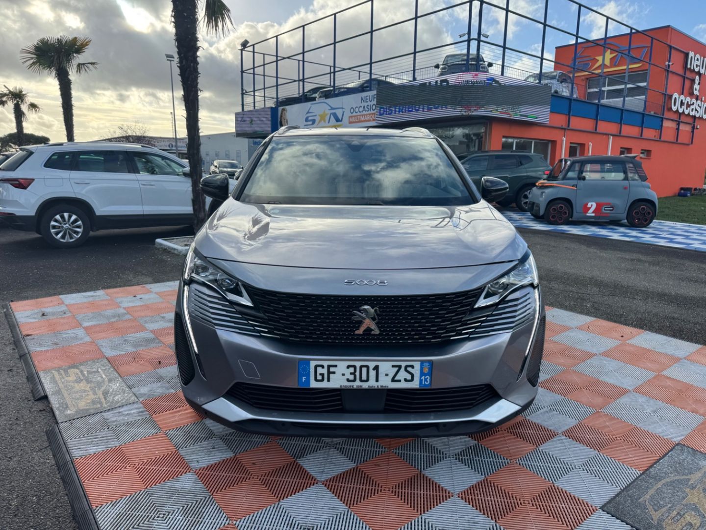 PEUGEOT 5008 - BLUEHDI 130 BV6 GT HAYON CHARGEUR (2021)