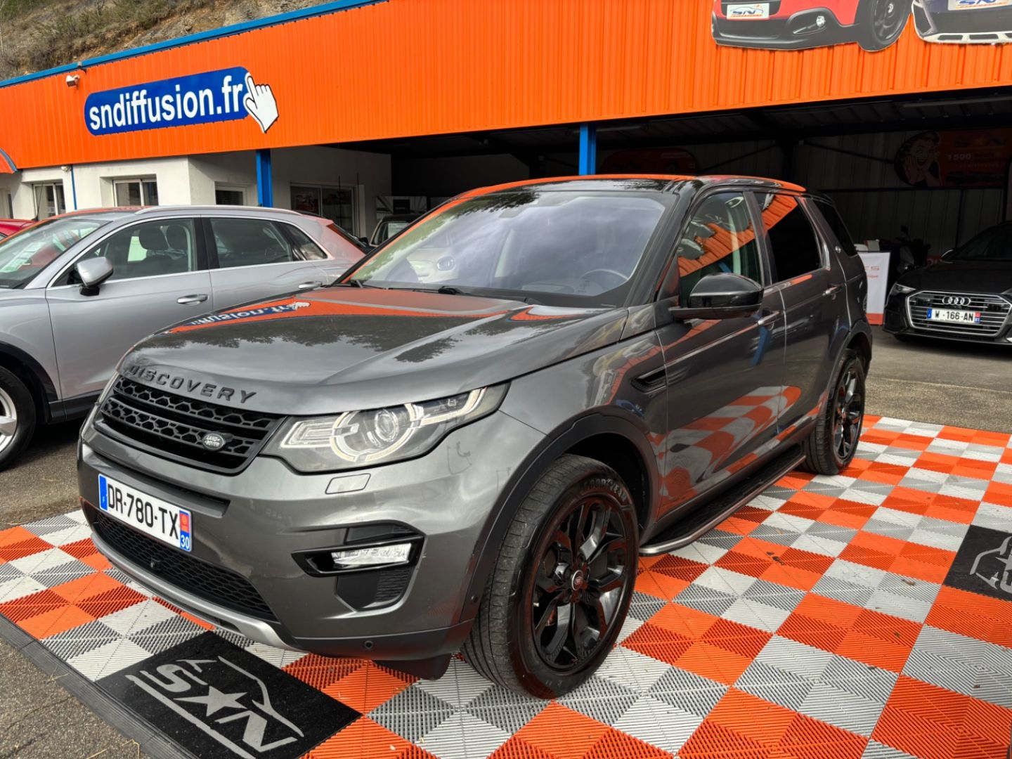 LAND ROVER DISCOVERY SPORT - 2.2 SD4 190 AWD HSE LUXURY BVA (2015)