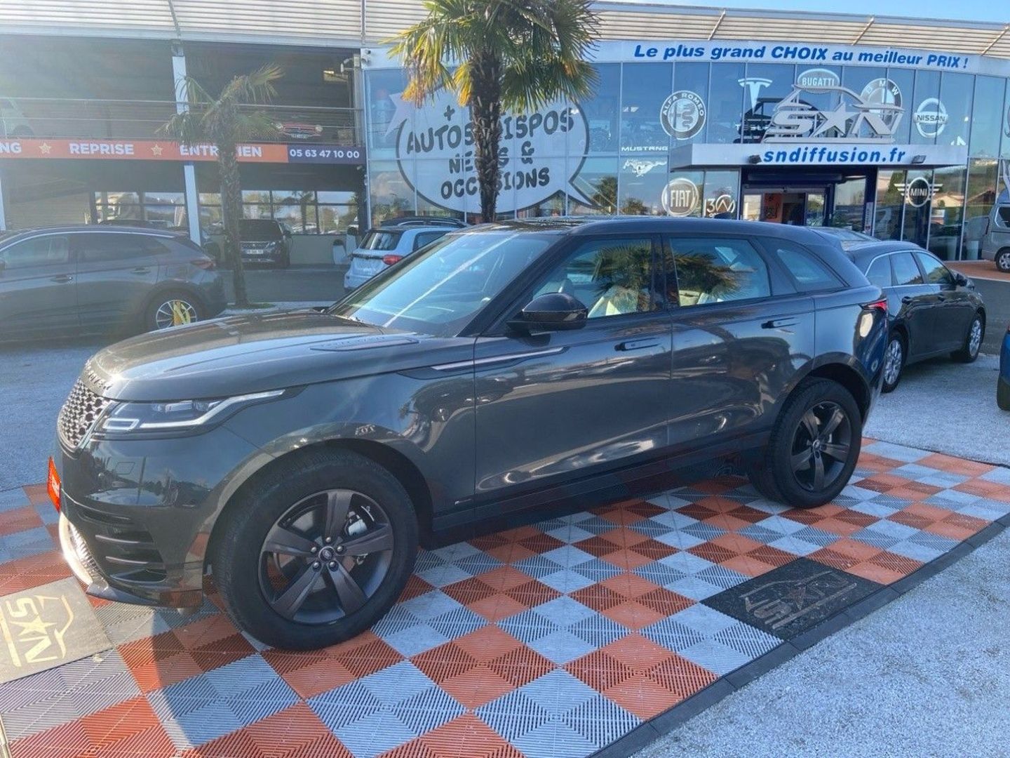 LAND ROVER VELAR - D240 HSE R-DYNAMIC (2020)