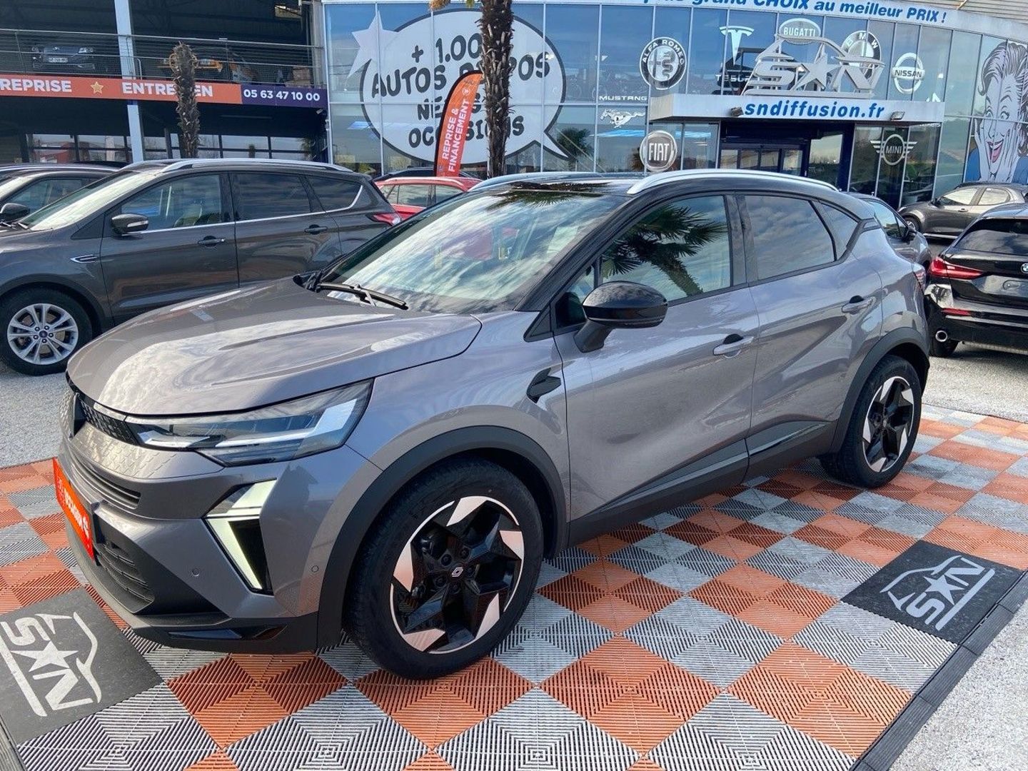 RENAULT CAPTUR - ECO-G 100 BV6 TECHNO GPS Caméra JA 18" Hifi