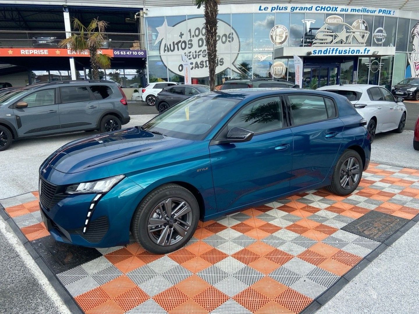 PEUGEOT 308 - BLUEHDI 130 EAT8 STYLE (2025)