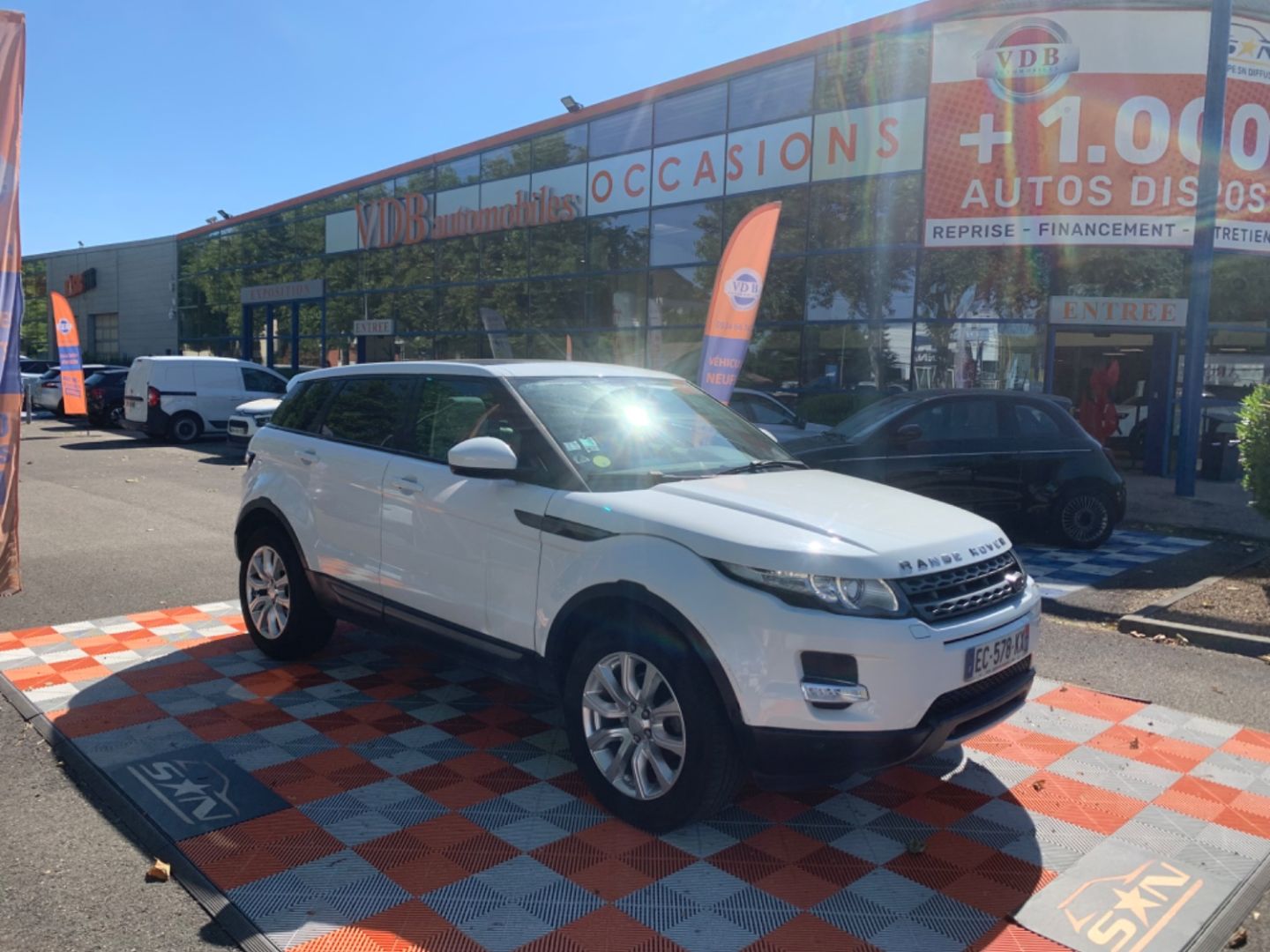 LAND ROVER RANGE ROVER EVOQUE - 2.2 TD4 150 BVA9 PACK TECH 4WD CUIR GPS TOIT XENON (2016)