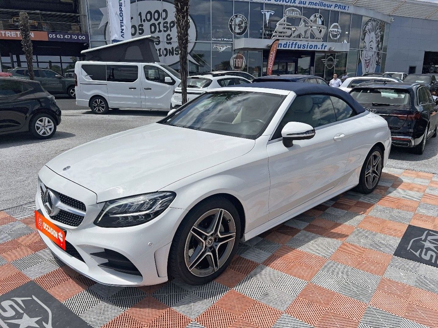 MERCEDES-BENZ CLASSE C CABRIOLET - 1.5 EQ BOOST 184 9G-TRONIC AMG LINE (2018)