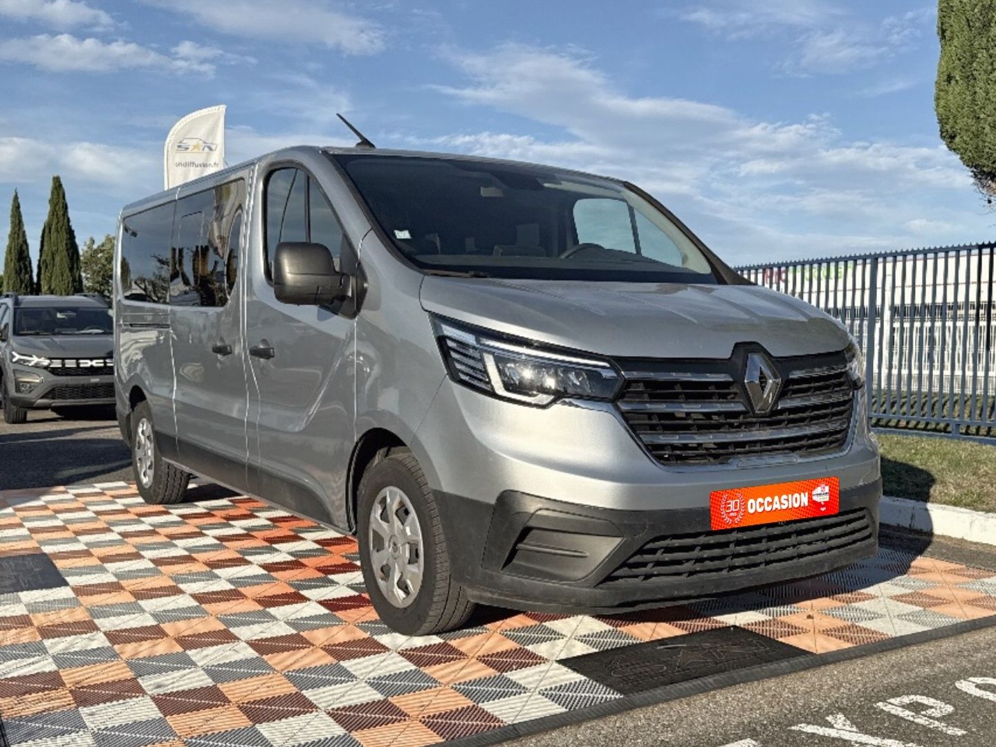 RENAULT TRAFIC COMBI - L2 2.0 DCI 150 BV6 ZEN COMBI 9PL