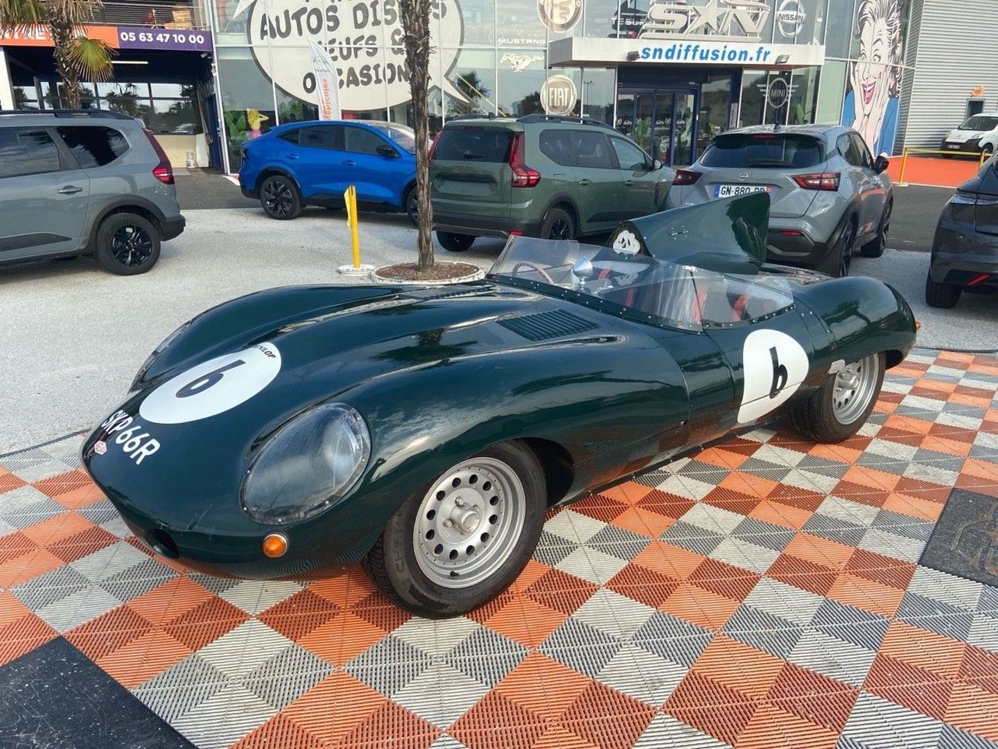 JAGUAR TYPE D LE MANS REPLICA - LE MANS (1977)