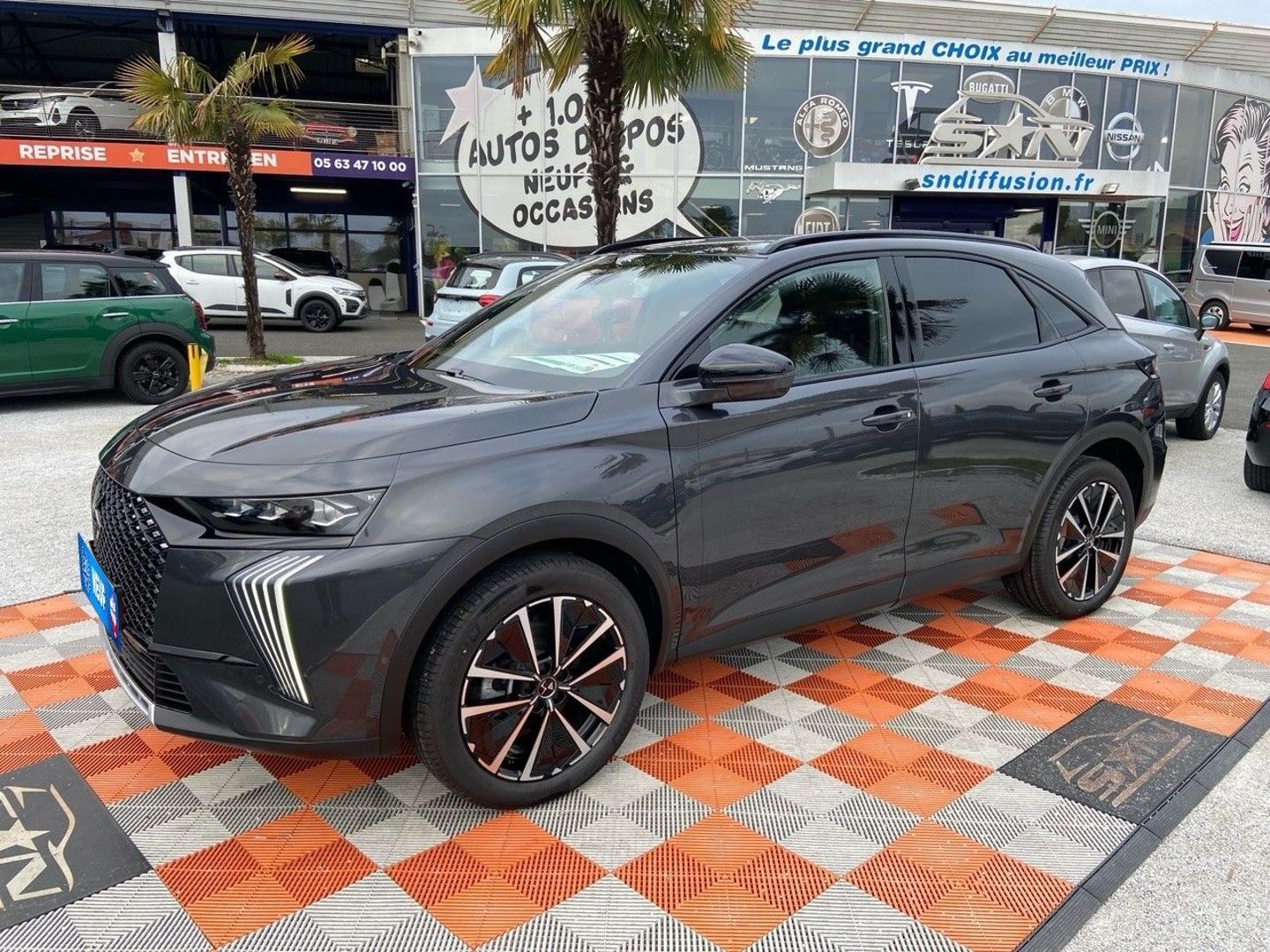 DS DS7 - BlueHDi 130 EAT8 PALLAS Pack Confort Hayon Hifi Focal