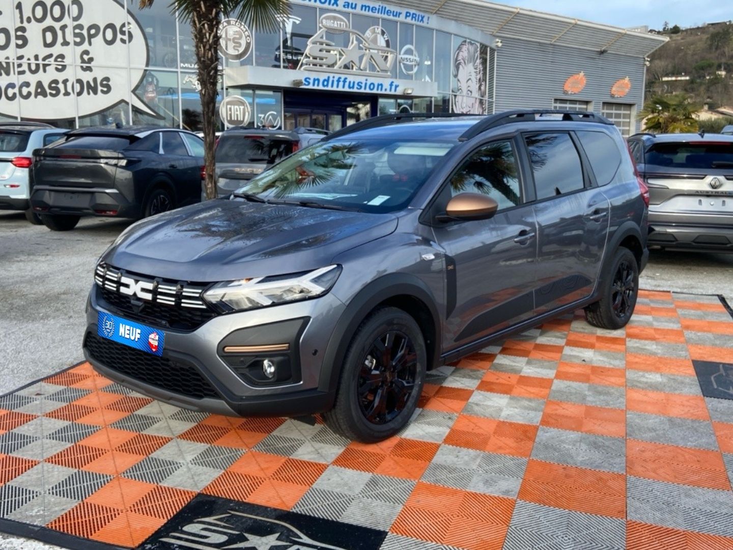 DACIA JOGGER - ECO-G 100 SL EXTREME + PACK NAVIGATION & CONFORT (2024)