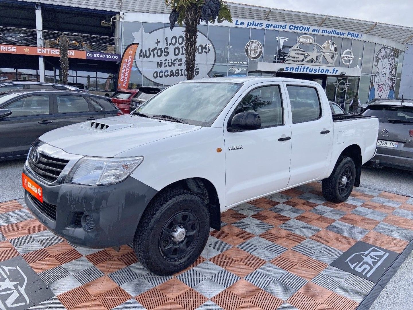 TOYOTA HILUX DOUBLE CABINE - 2.5 D4D 144 DOUBLE CABINE 2WD (2013)