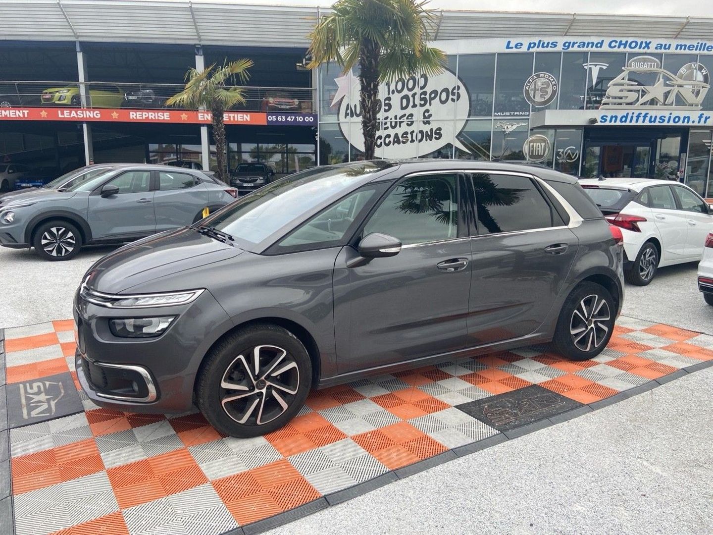 CITROEN C4 SPACETOURER - PURETECH 130 EAT8 FEEL CAMERA JA 17 PACK DRIVE ASSIST (2019)