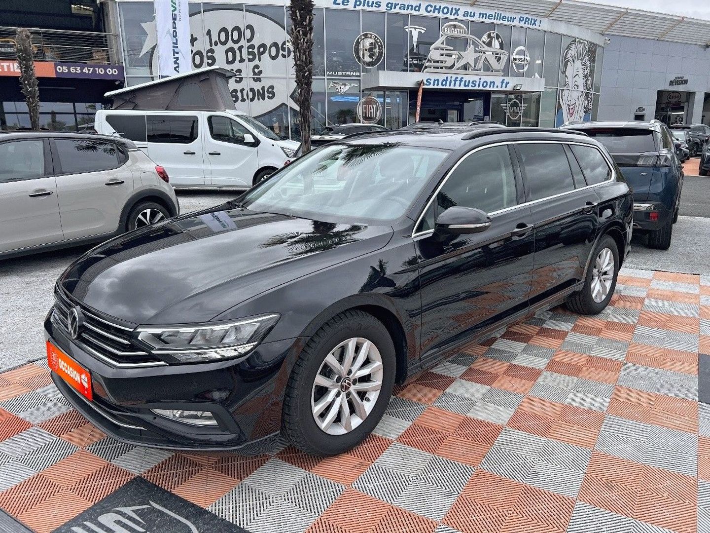 VOLKSWAGEN PASSAT SW - VIII 2.0 TDI 150 DSG7 BUSINESS GPS (2023)