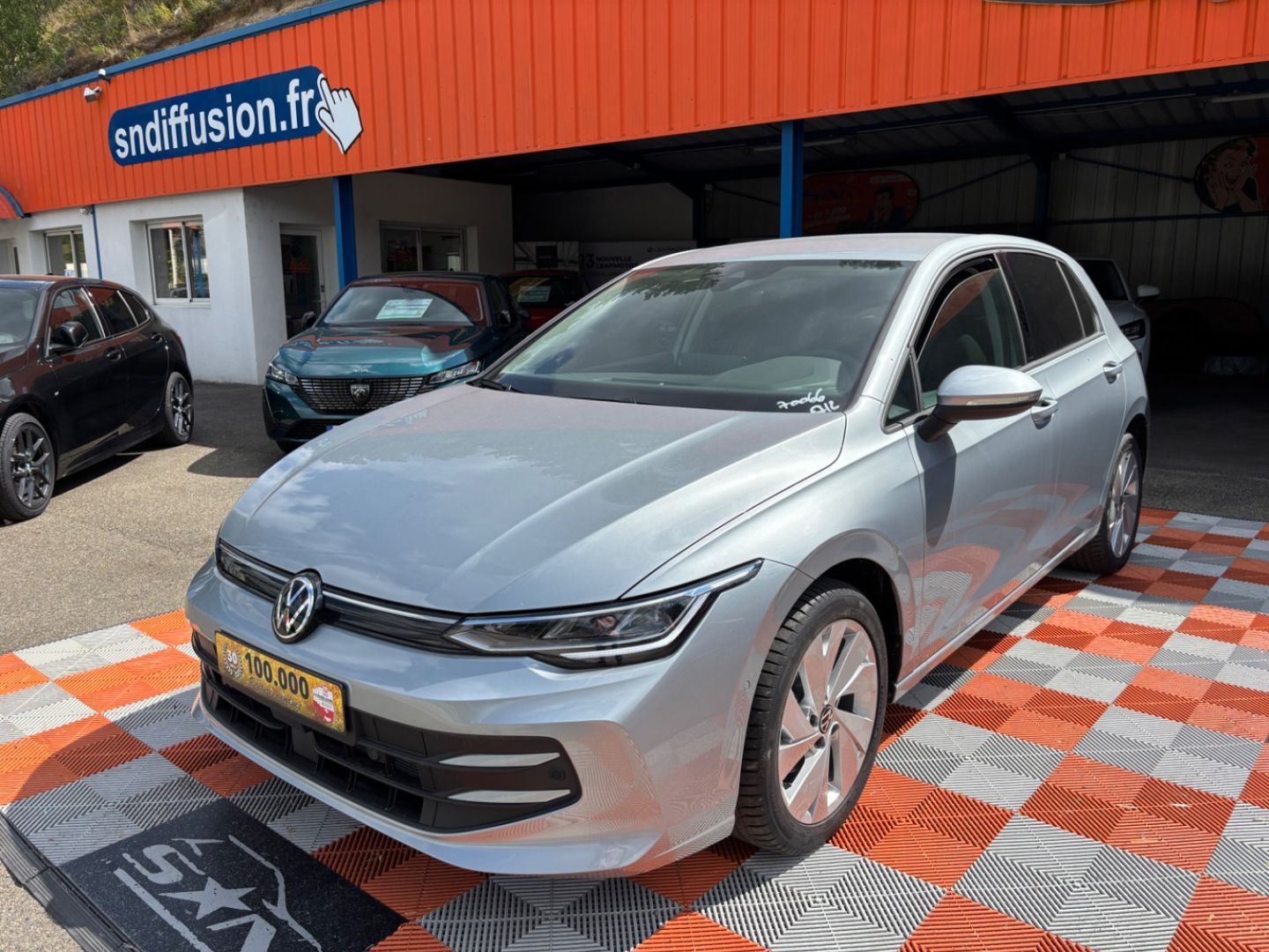 VOLKSWAGEN GOLF - VIII 2.0 TDI 150 DSG7 EDITION PLUS CAMÉRA LEDS COCKPIT (2024)