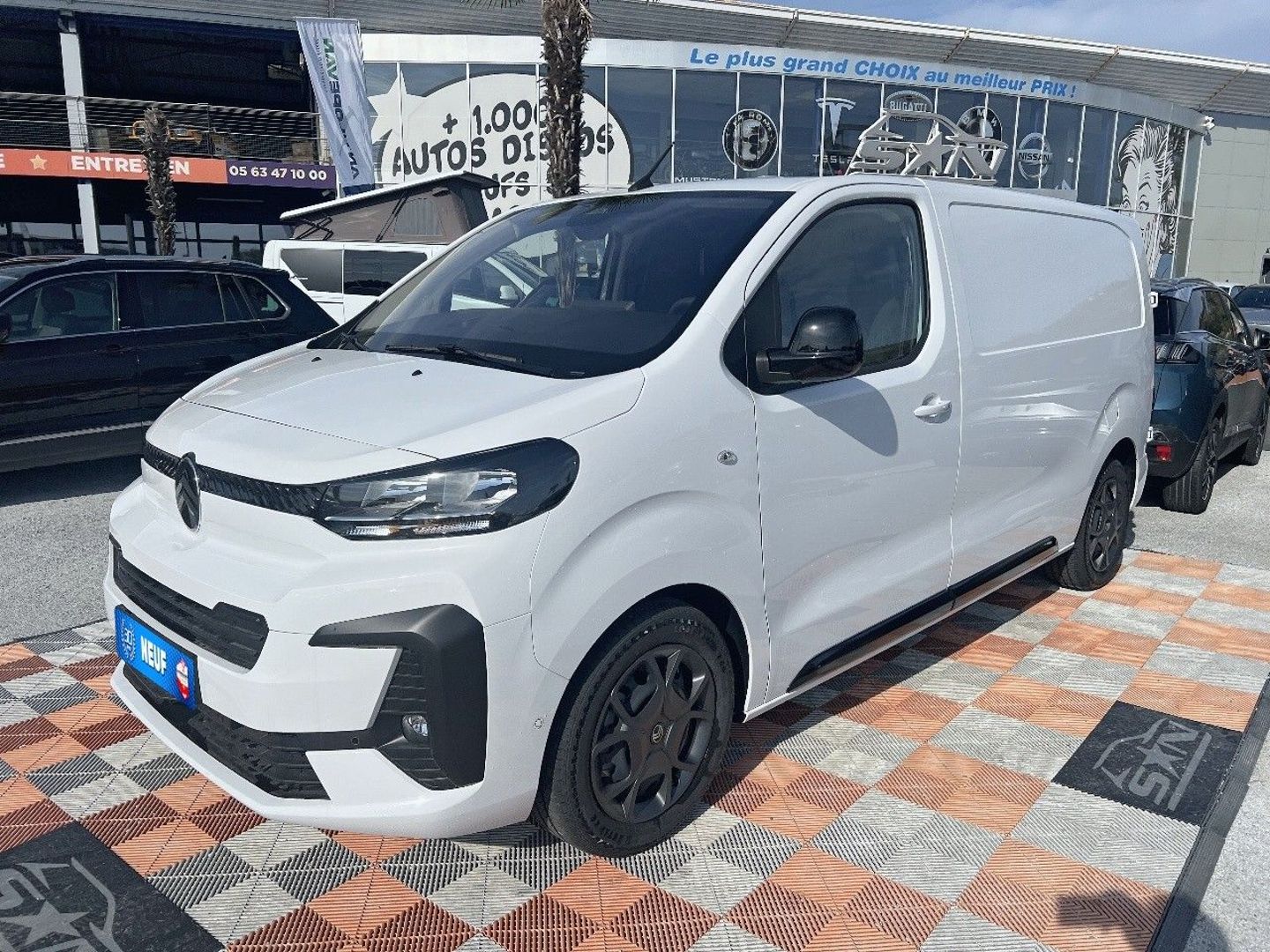 CITROEN JUMPY FOURGON - 2.2 BLUEHDI 180 EAT8 M PACK LOOK PACK CONNECT & CONFORT PLANCHER (2026)