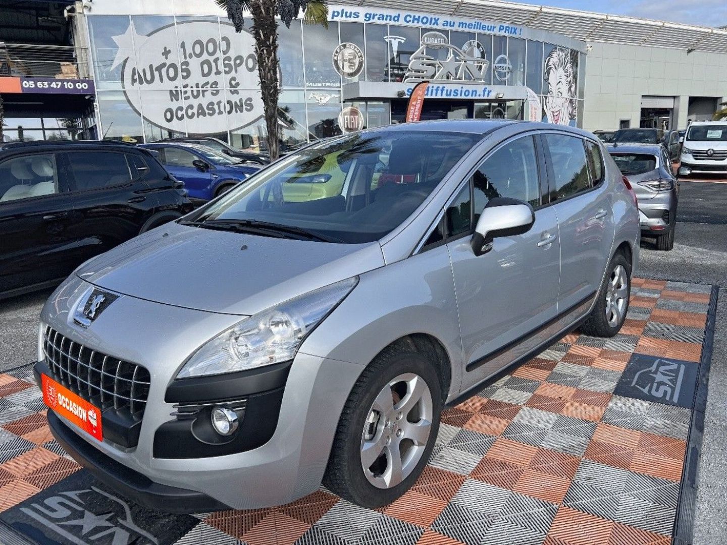 PEUGEOT 3008 1.6 HDI 110 PREMIUM