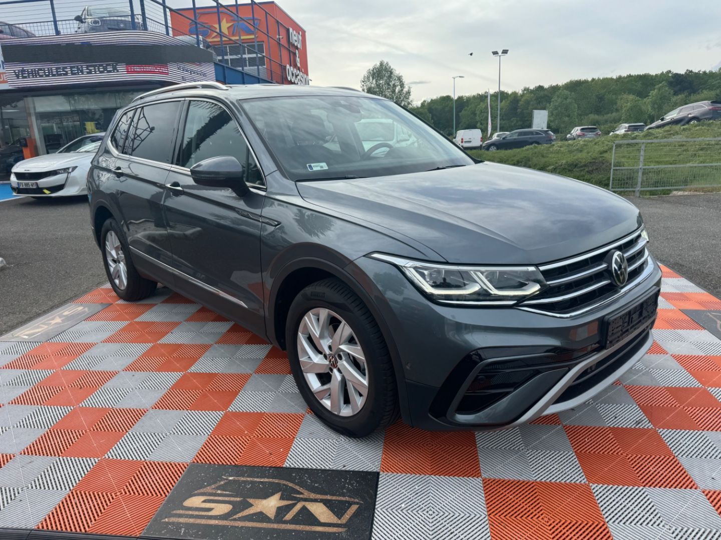 VOLKSWAGEN TIGUAN ALLSPACE - 2.0 TDI 150 DSG ELEGANCE 7PL GPS CAMÉRA PACK HIVER (2023)