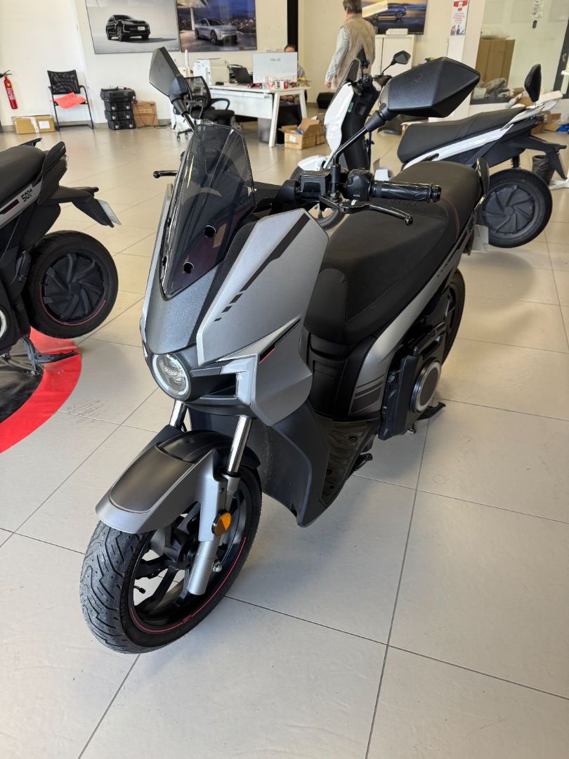 SILENCE S01+ - PLUS 5.6 KWH AUTONOMIE 133KM WMTC PUSH TO PASS (0)